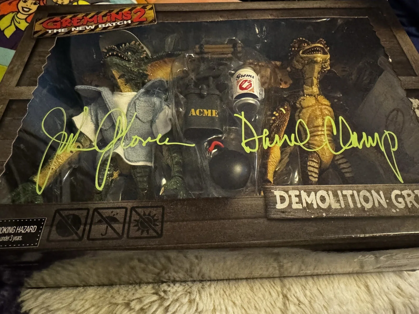 John Glover — JOHN GLOVER SIGNED Gremlins 2 NECA Action Figure Demolition JSA COA Daniel Clamp, image 2