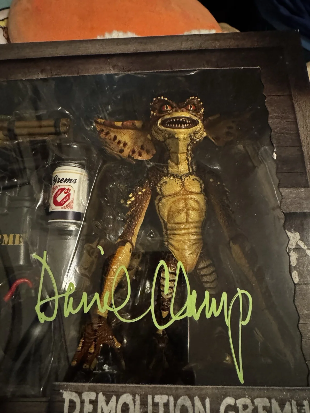 John Glover — JOHN GLOVER SIGNED Gremlins 2 NECA Action Figure Demolition JSA COA Daniel Clamp, image 4
