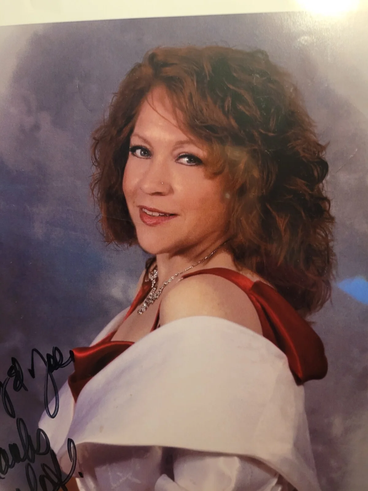Lisa Layne Signed Autograph, image 2