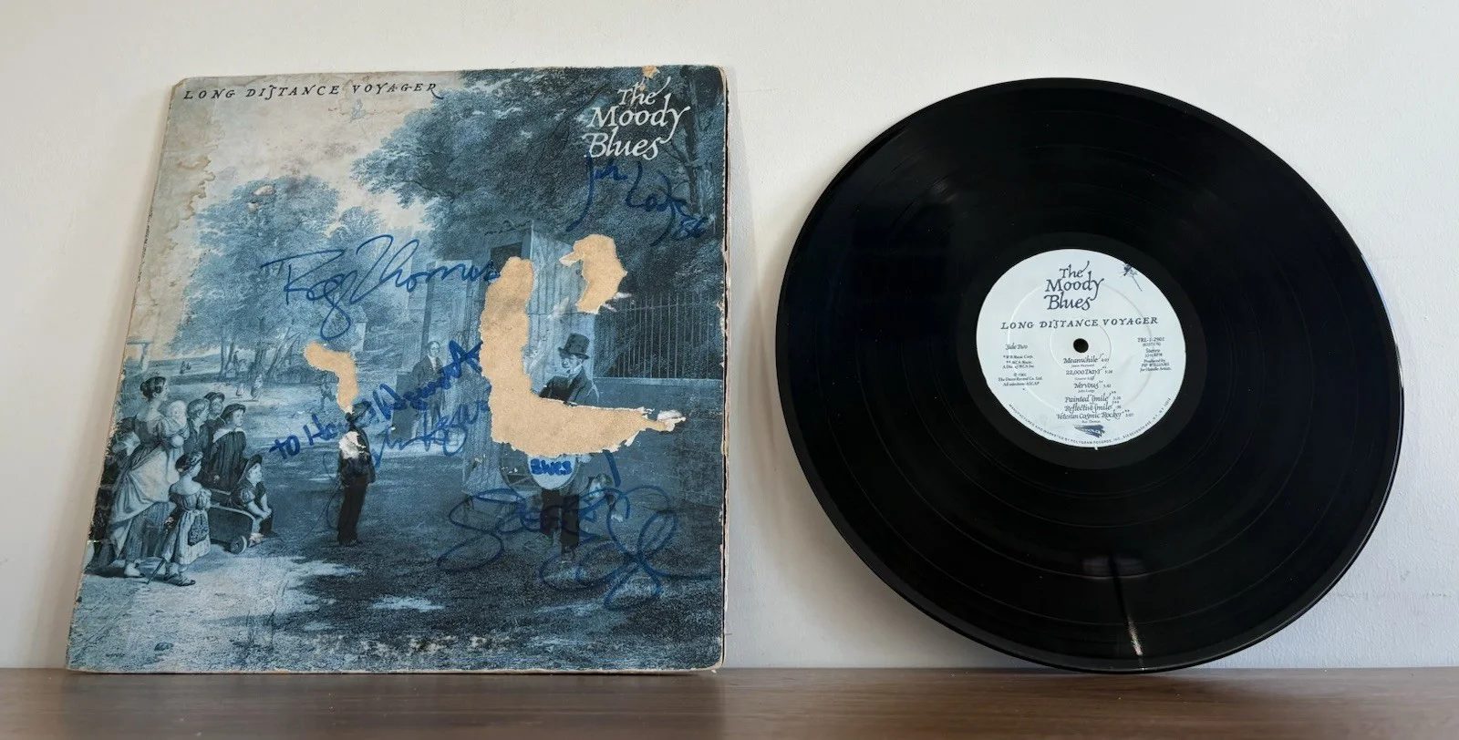 The Moody Blues Long Distance Voyager 1981 Compton Gatefold LP Rare Fully SIGNED, изображение 2