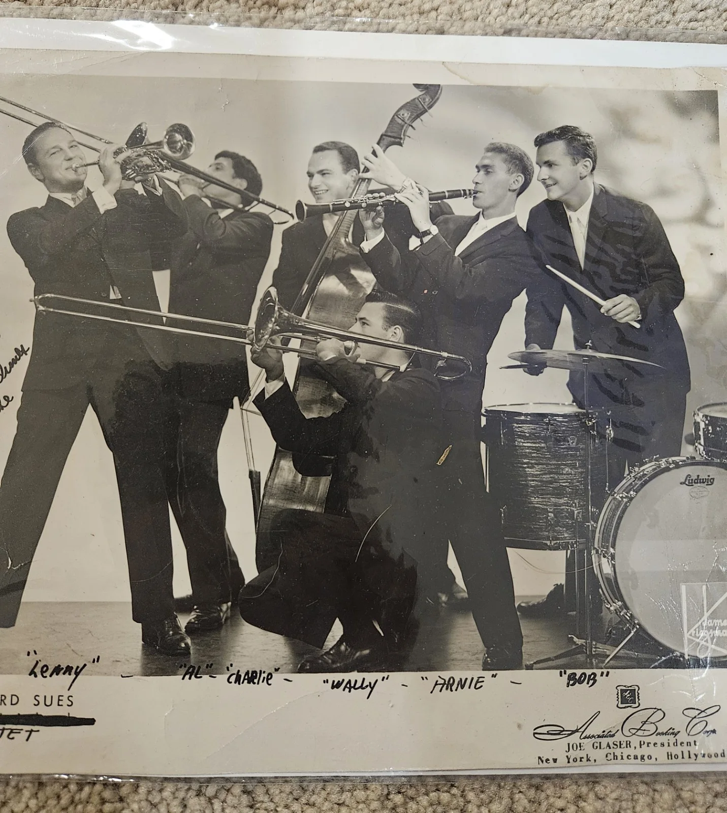 Leonard "Lenny" Sues AUTOGRAPHED Photo. Jazz Band, изображение 3