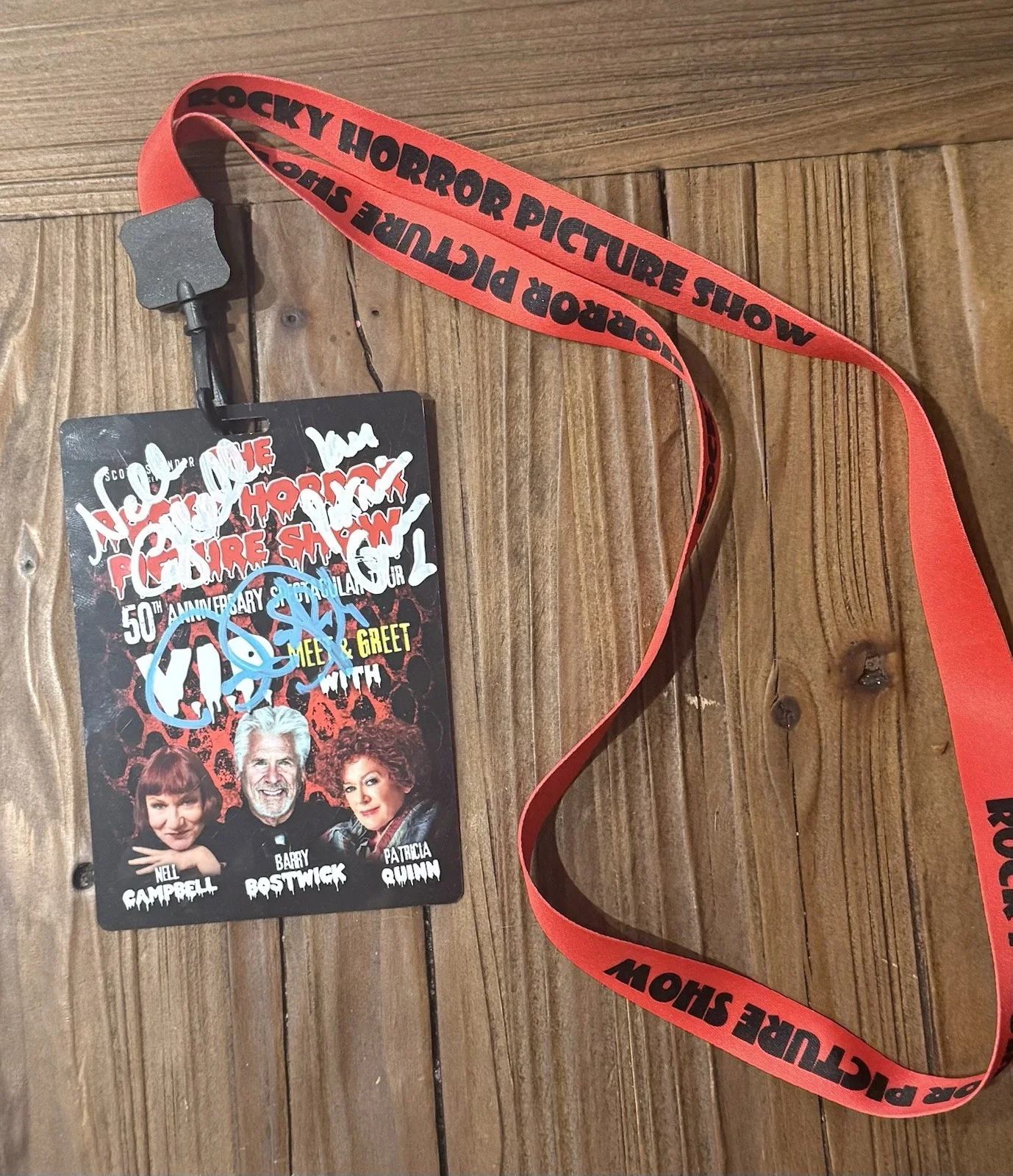 Barry Bostwick, Nell Campbell, Patricia Quinn — SIGNED Rocky Horror 50th Anniversary Tour VIP Badge - Campbell, Bostwick, Quinn, изображение 2