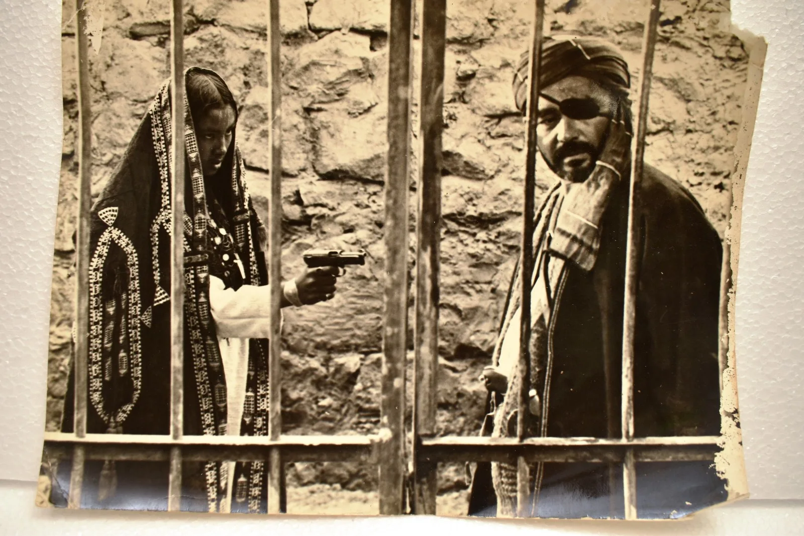 Vintage Soviet Lobby Card The Seventh Bullet 1973 Uzbekfilm Dilorom Kambarova "5, изображение 4
