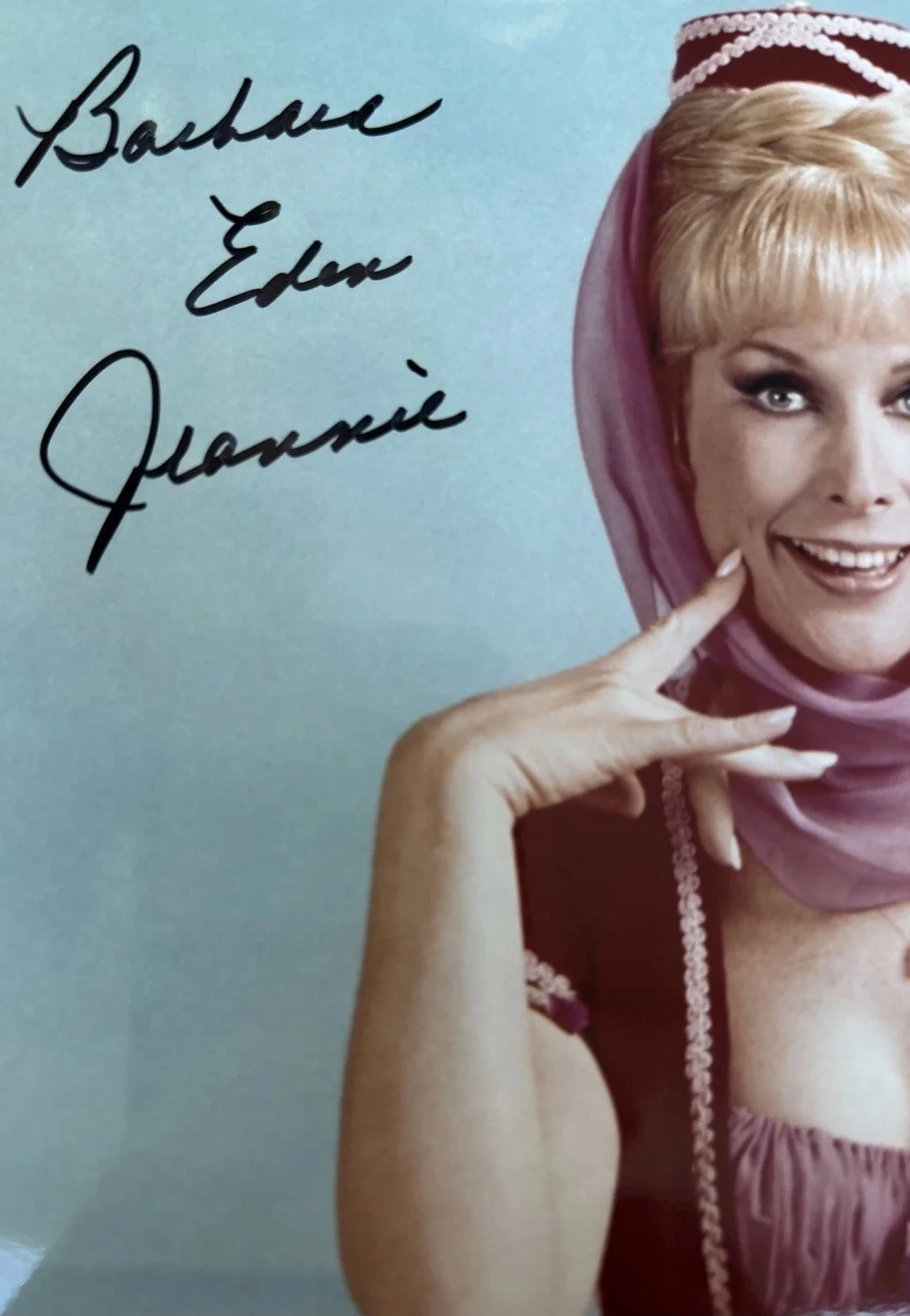 Barbara Eden — Barbara Eden Sexy Signed autographed Jeannie 8x10 Color photo JSA COA, изображение 3