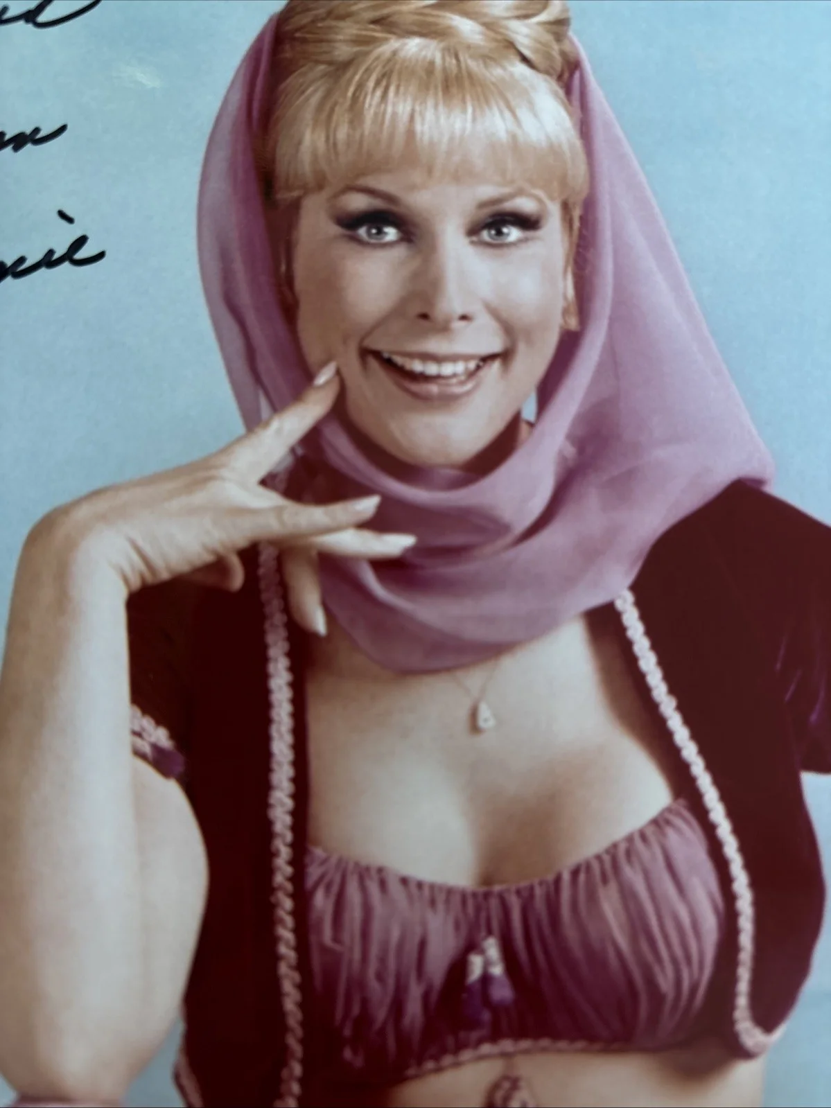 Barbara Eden — Barbara Eden Sexy Signed autographed Jeannie 8x10 Color photo JSA COA, изображение 4