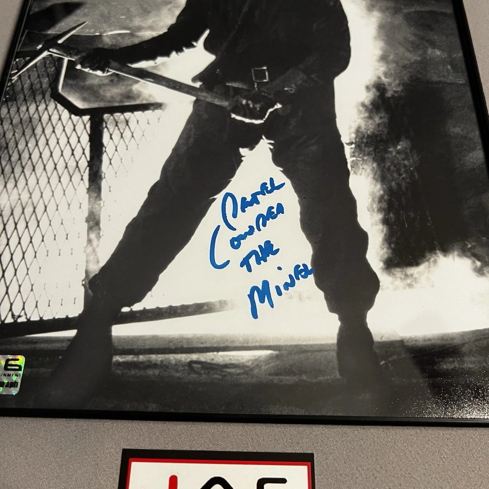 Peter Cowper — My Bloody Valentine (1981) Peter Cowper (Miner) Autographed 8x10 Framed Photo, изображение 2