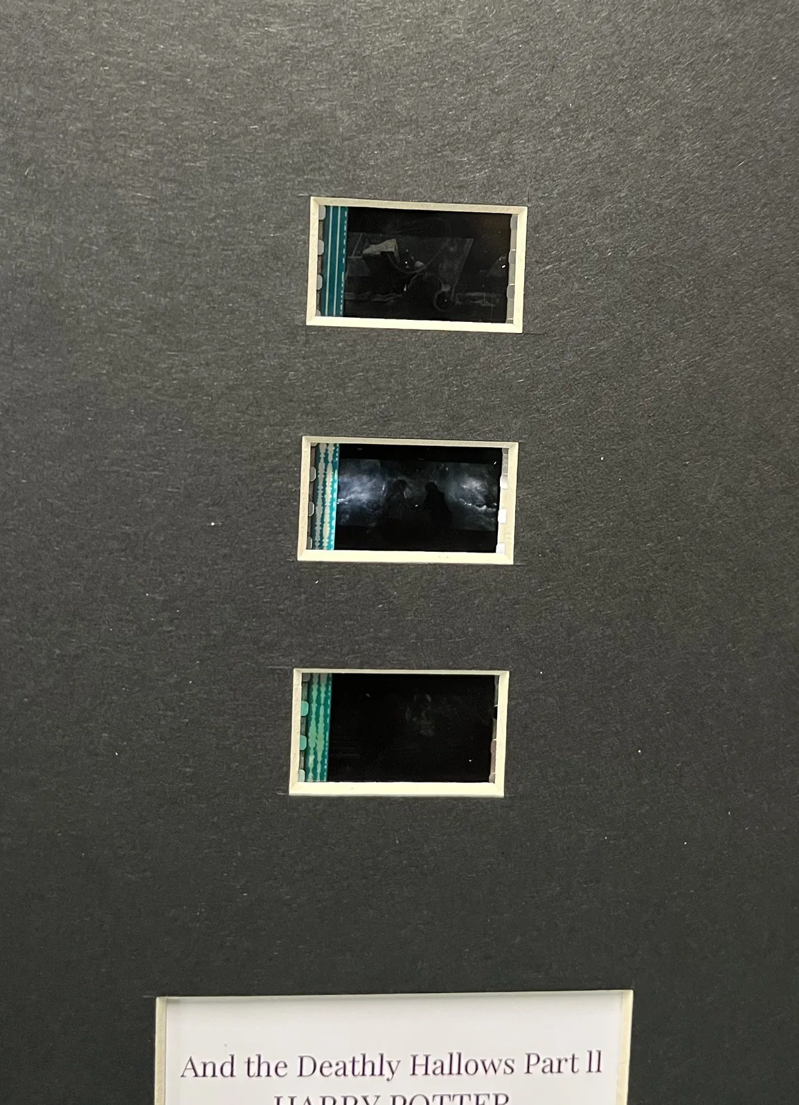 HARRY POTTER AND THE DEATHLY HALLOWS PART Il 35mm Film Cell Mounted Display, image 3