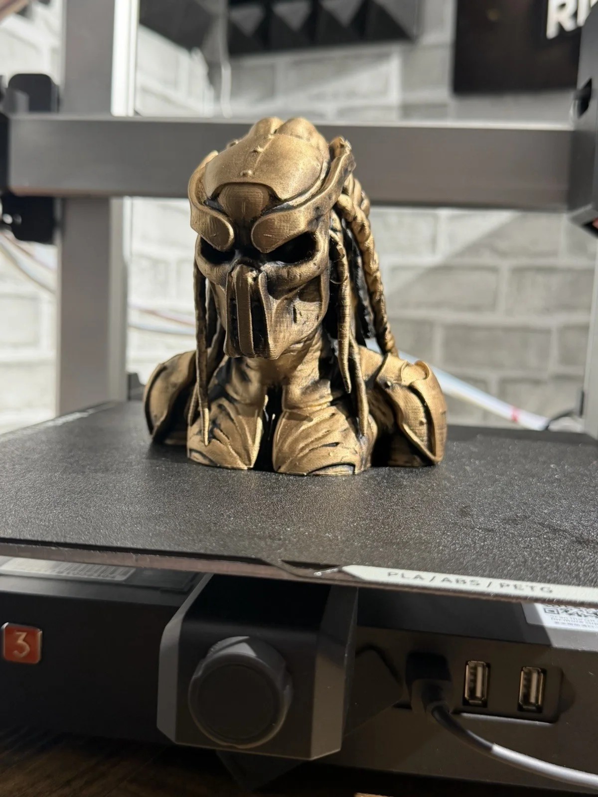Predator Badlands Bust – 3D Printed Display Model, image 2