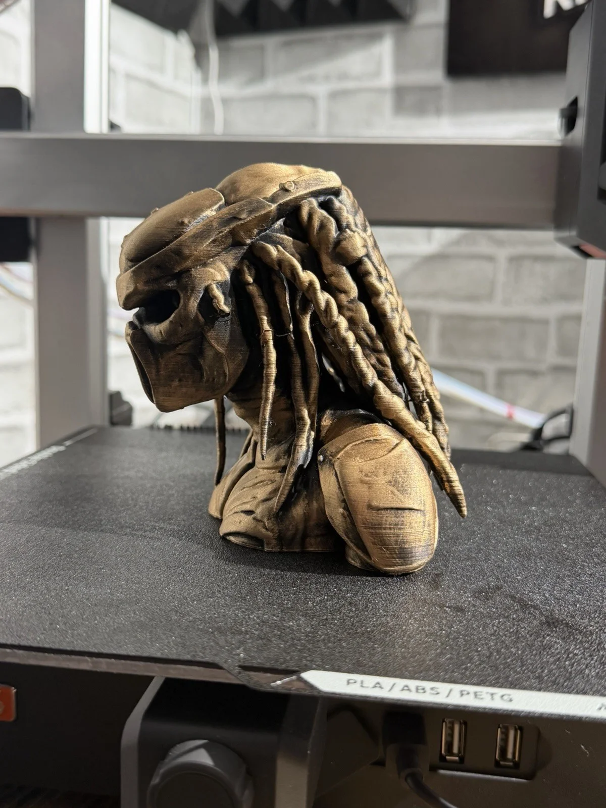 Predator Badlands Bust – 3D Printed Display Model, image 4