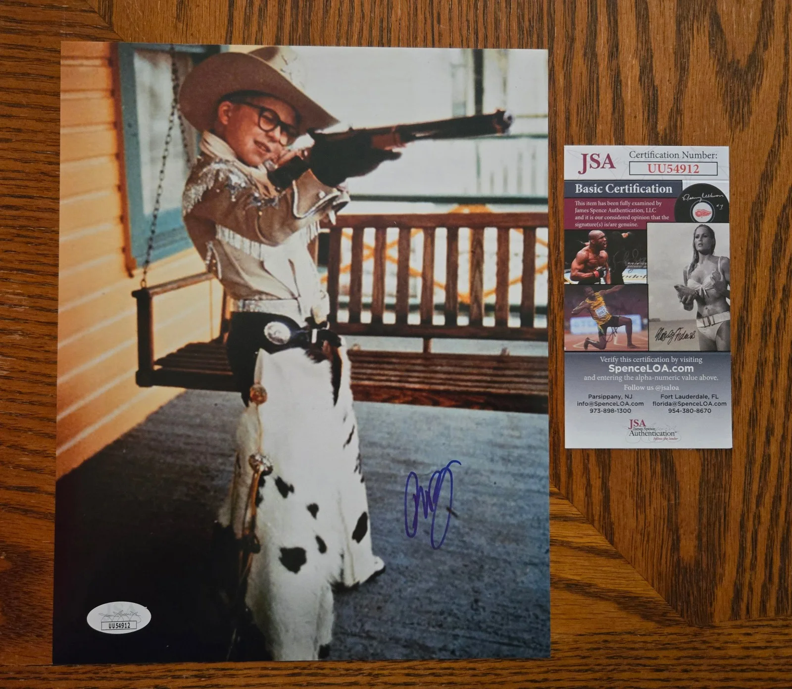 Peter Billingsley — Peter Billingsley Signed A Christmas Story 8x10 (JSA COA)