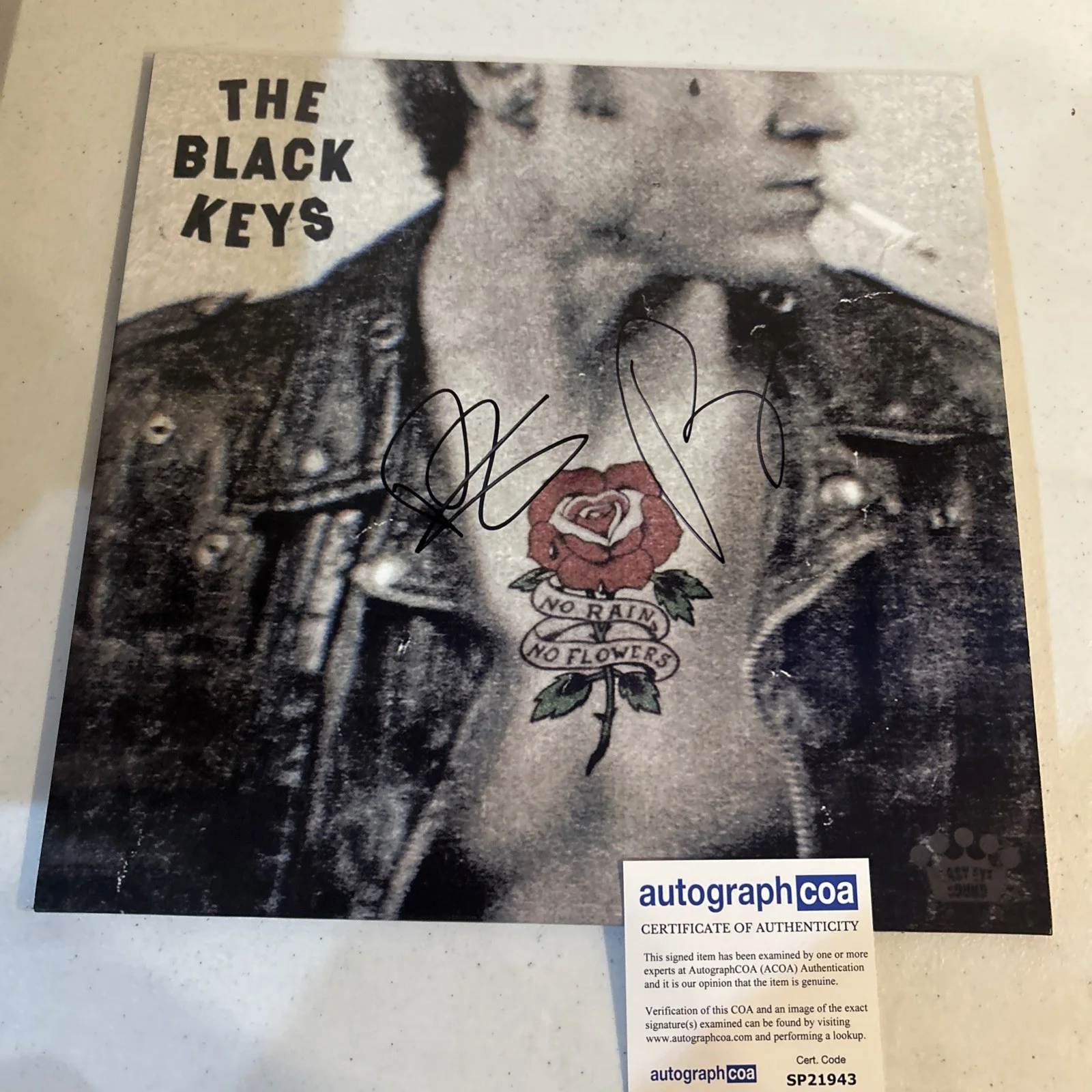 THE BLACK KEYS SIGNED AUTOGRAPH VINYL ACOA NO RAIN NO FLOWERS RECORD LP, image 3