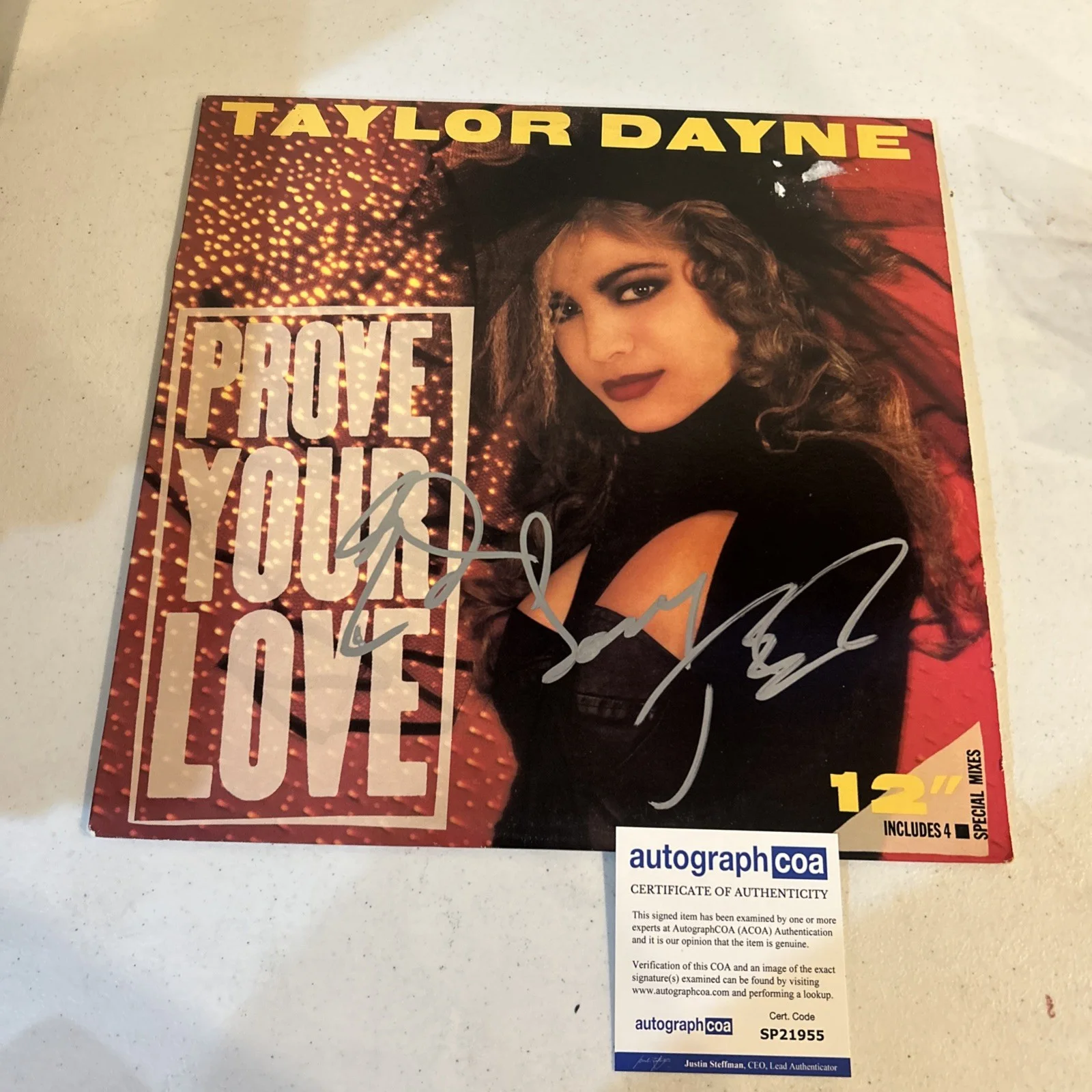 TAYLOR DAYNE SIGNED AUTOGRAPH VINYL ALBUM ACOA PROVE YOUR LOVE RECORD LP, изображение 3