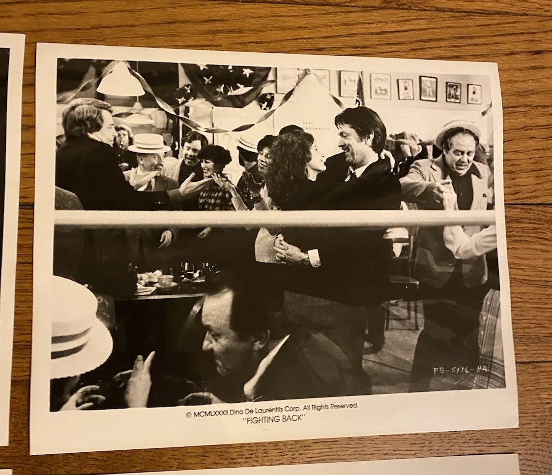 FIGHTING BACK - ORIGINAL SET OF STILLS - B/ W 8 X 10 Inches - Rare Press Photos, изображение 3