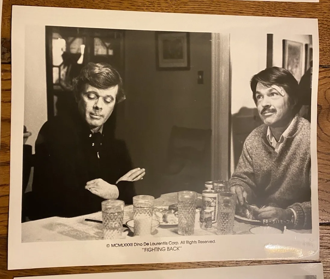 FIGHTING BACK - ORIGINAL SET OF STILLS - B/ W 8 X 10 Inches - Rare Press Photos, изображение 5