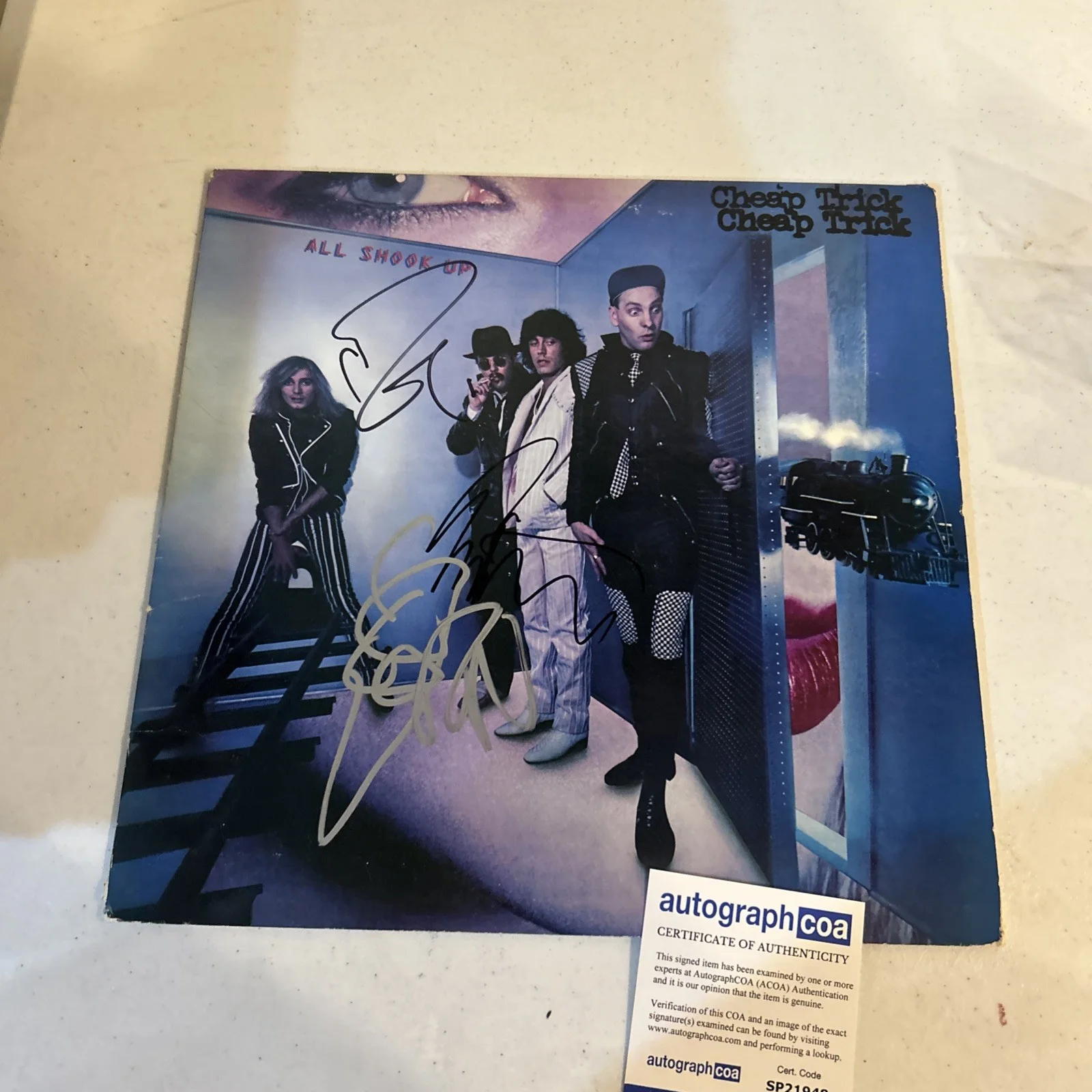 CHEAP TRICK SIGNED AUTOGRAPH VINYL ALBUM ALL SHOOK UP RECORD RICK ROBIN & TOM, image 2