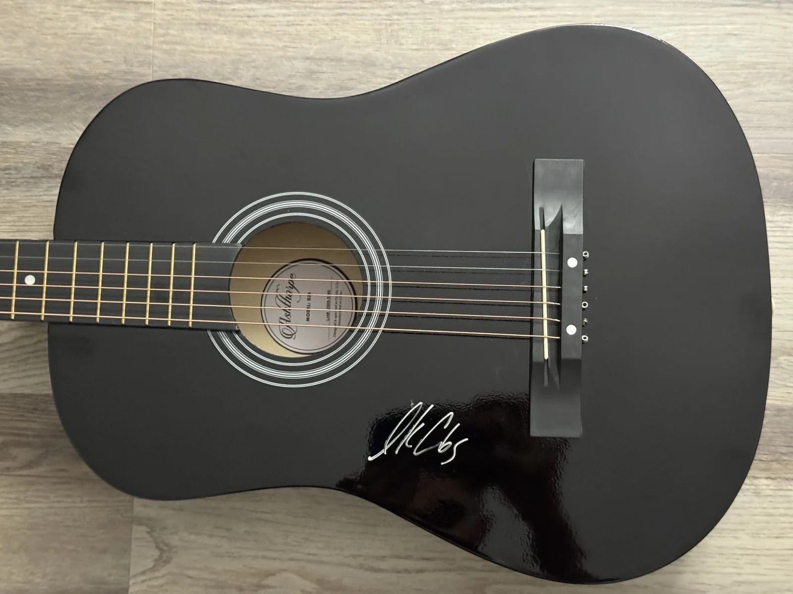 Luke Combs Autograph Signed Black Guitar Ashthorpe 38” Country Music JSA COA LOA, изображение 2