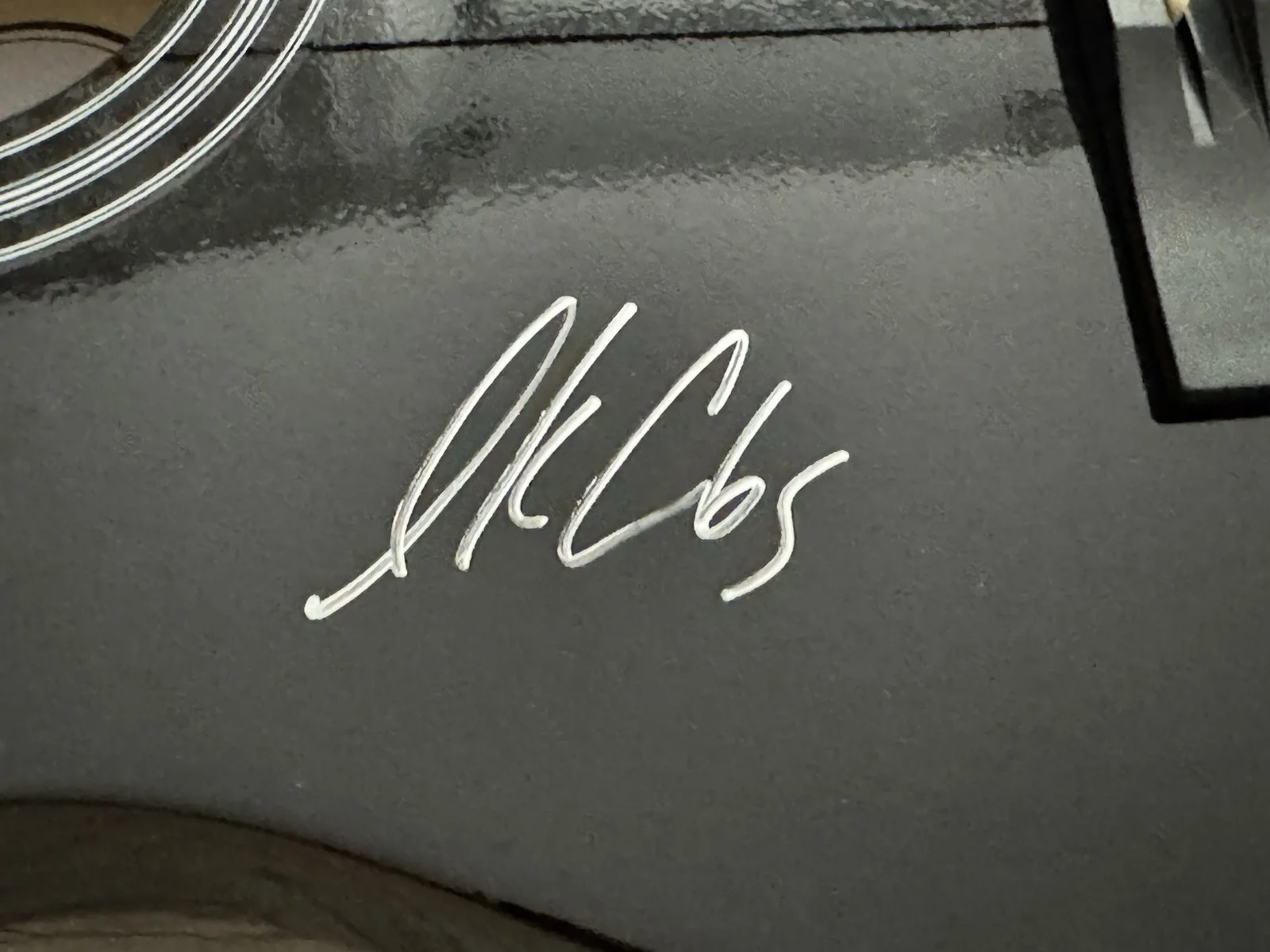 Luke Combs Autograph Signed Black Guitar Ashthorpe 38” Country Music JSA COA LOA, изображение 3