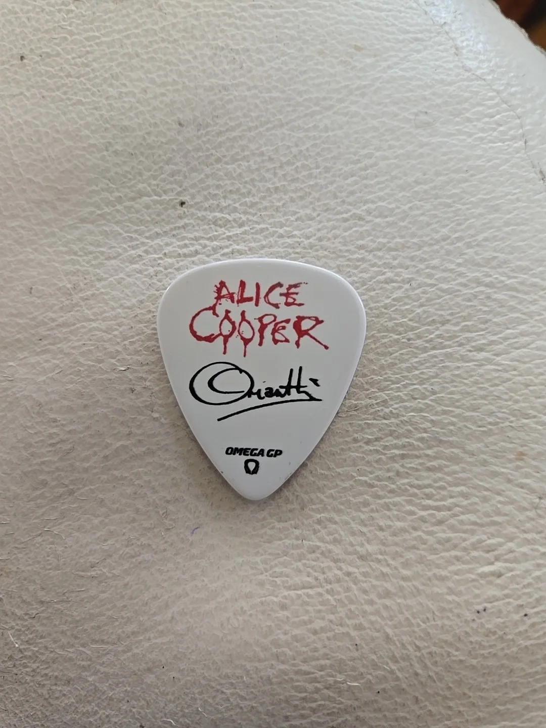 ORIANTHI GUITAR PIC PLAYED WITH ALICE COOPER MICHAEL JACKSON HERSELF, image 2