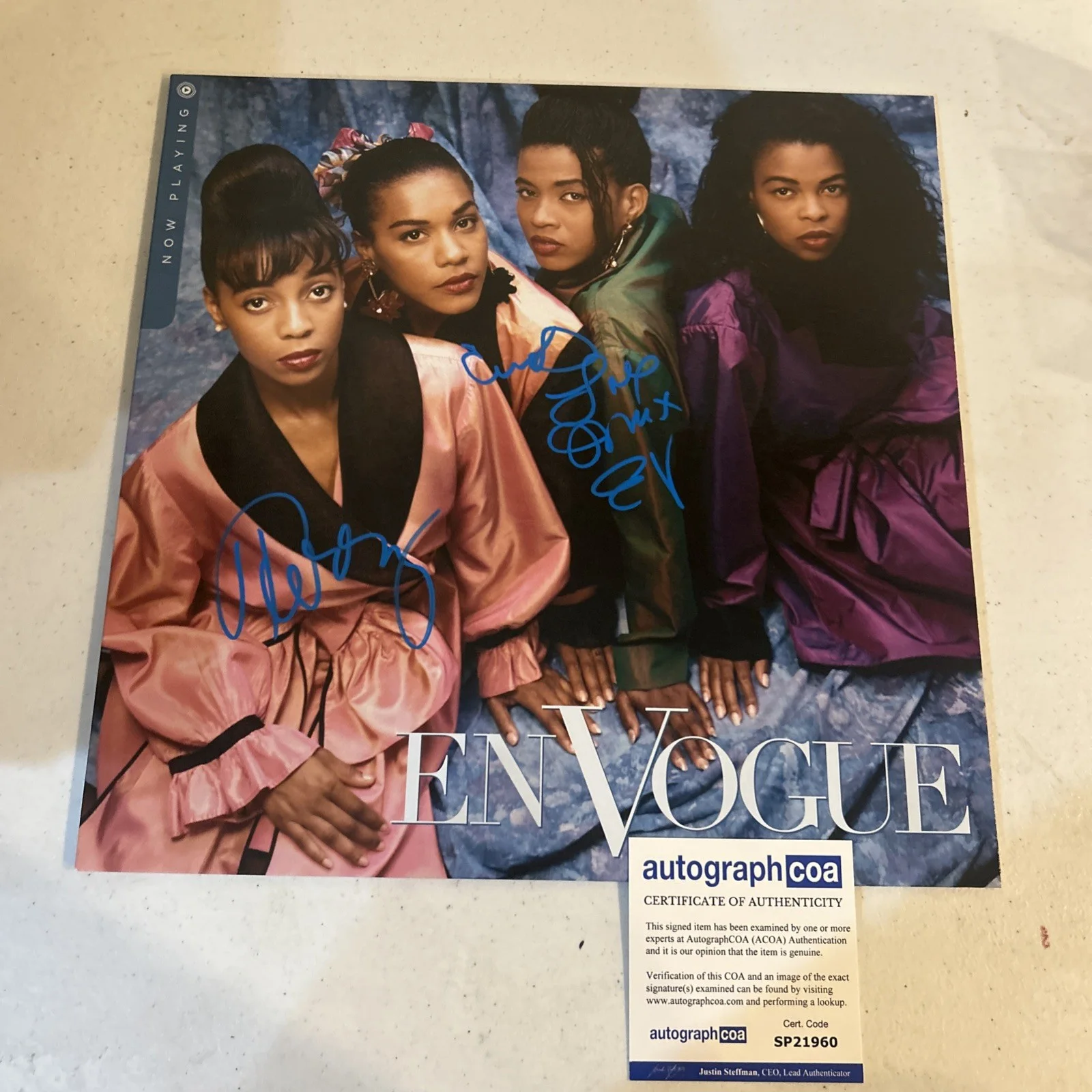 EN VOGUE SIGNED AUTOGRAPH VINYL ALBUM ACOA “ NOW PLAYING” RECORD LP, изображение 2
