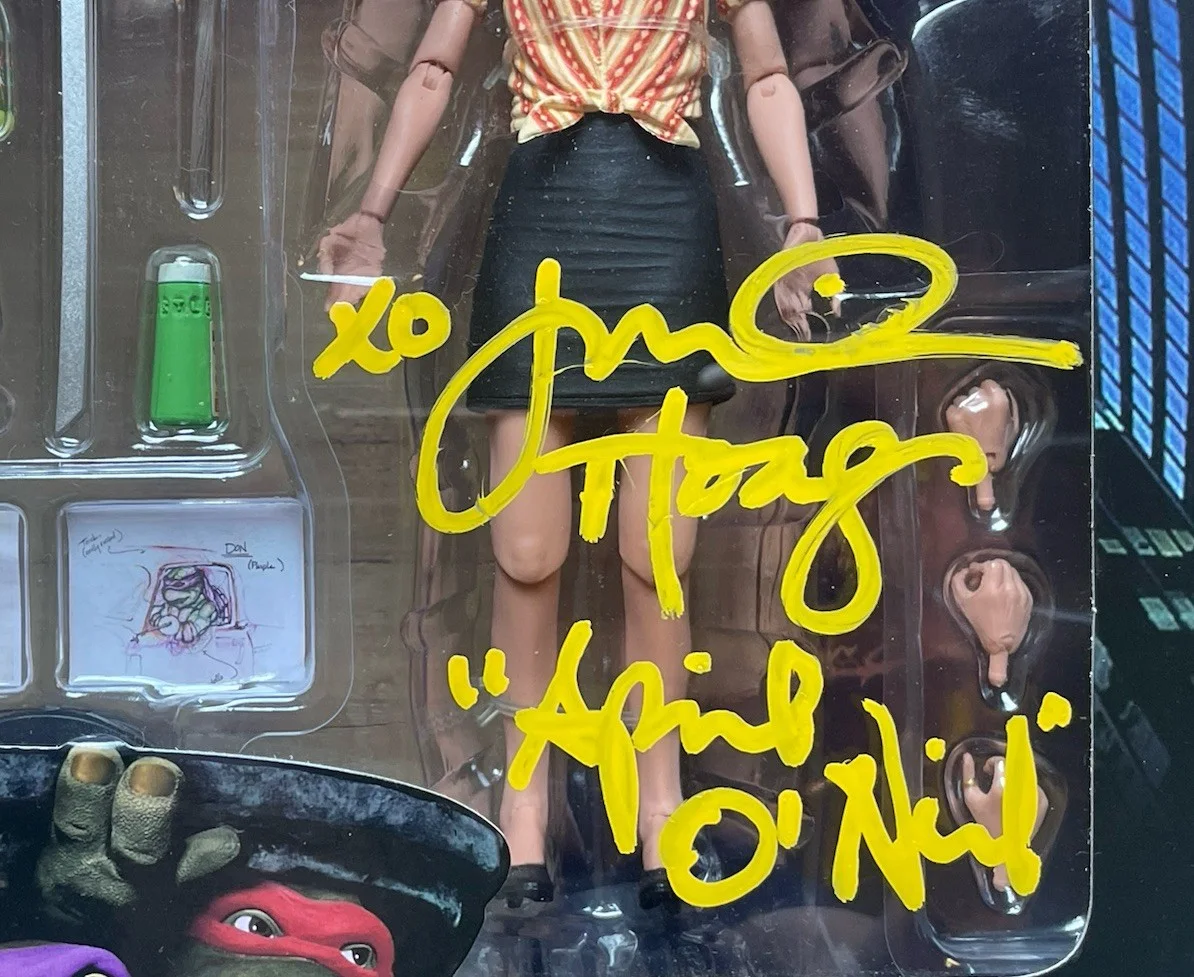 Judith Hoag — Judith Hoag Hand Signed NECA JSA Authentic Actress April O’neil TMNT, image 2