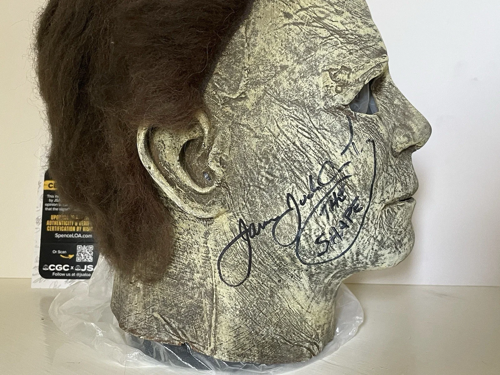 James Jude Courtney — James Jude Courtney Signed Trick Or Treat Studios Mask JSA Halloween Michael, image 2