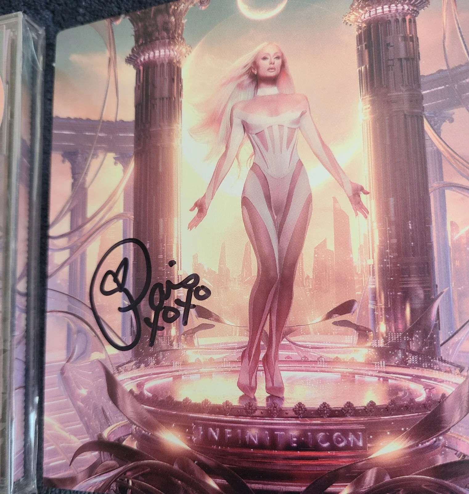 Paris Hilton SIGNED CD Infinite Icon BRAND NEW 2024 Autographed Card, image 4
