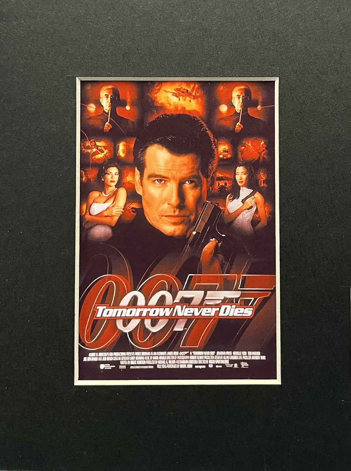 007 JAMES BOND. TOMORROW NEVER DIES. 35mm Film Cell Mounted Display, image 2