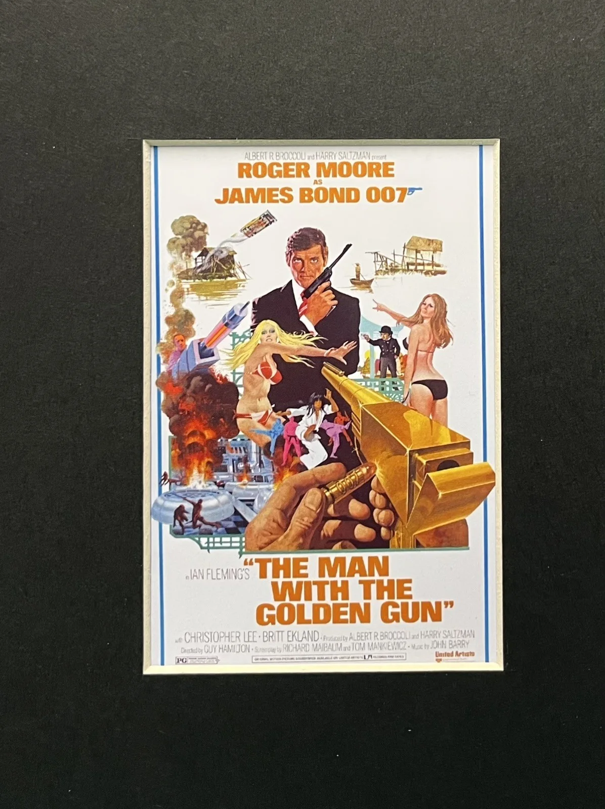 007 JAMES BOND. THE MAN WITH THE GOLDEN GUN . 35mm Film Cell Mounted Display, изображение 2