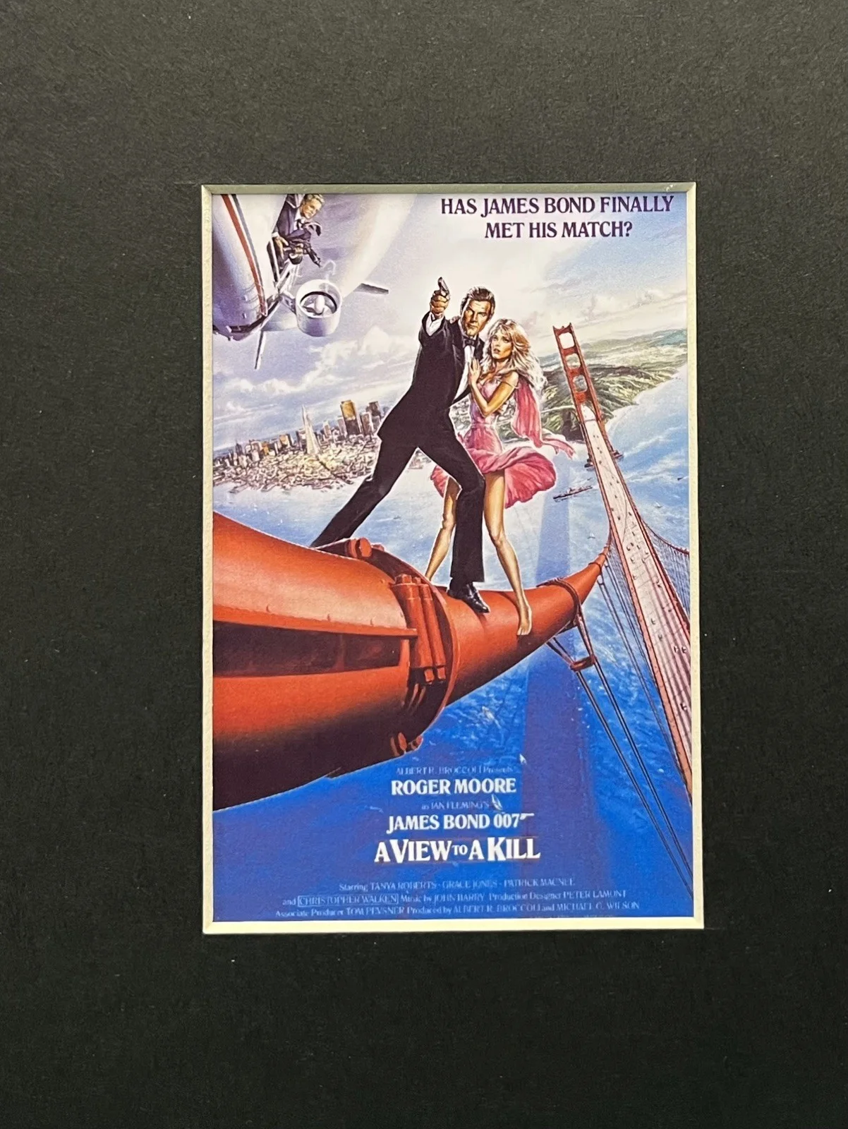 007 JAMES BOND. A VIEW TO A KILL . 35mm Film Cell Mounted Display, изображение 3