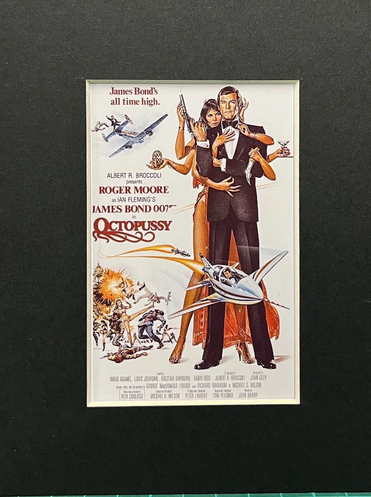 007 JAMES BOND. OCTOPUSSY . 35mm Film Cell Mounted Display, изображение 2