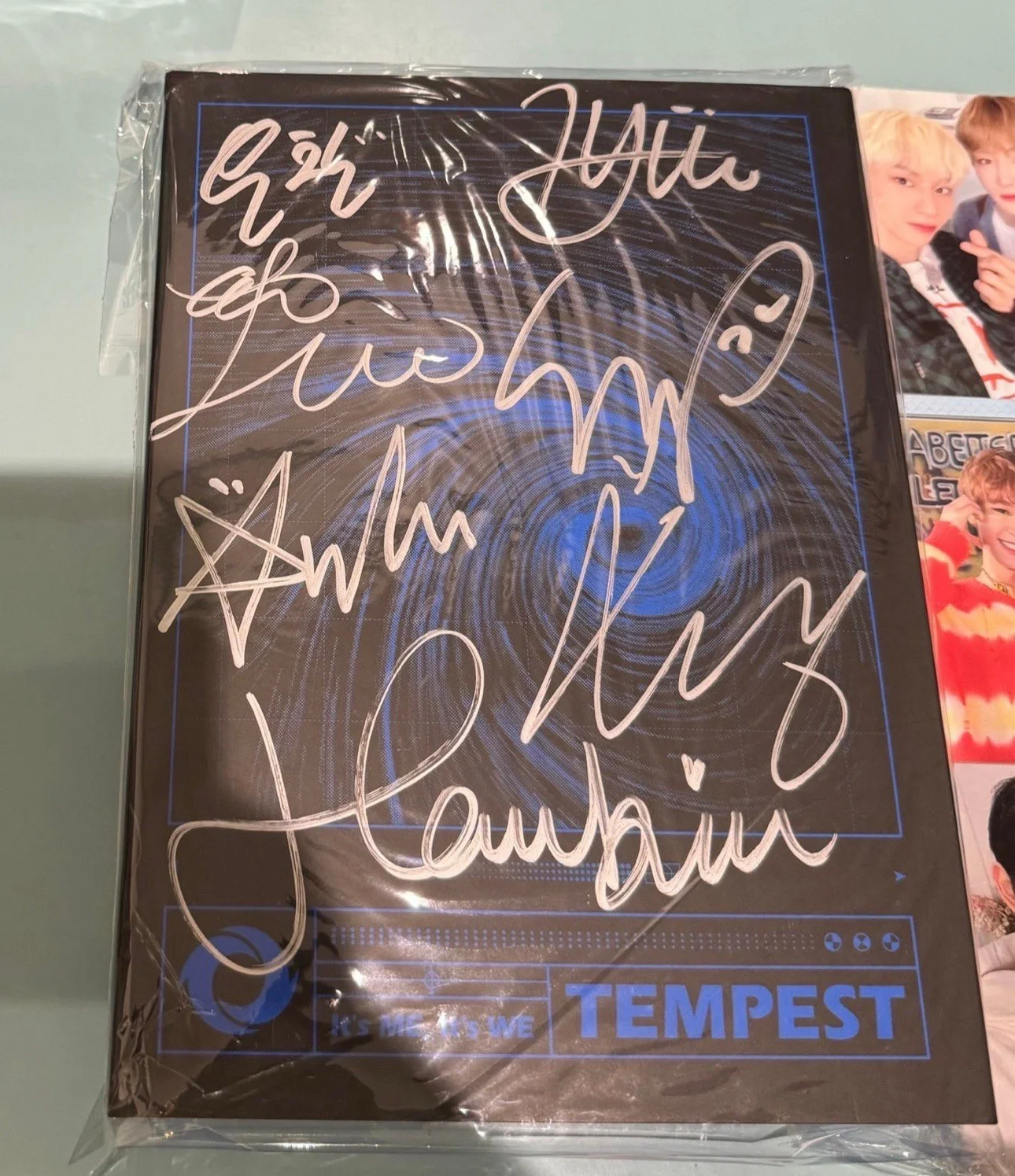 TEMPEST ALL MEMBER SIGNED IT'S ME IT'S WE ALBUM, image 3