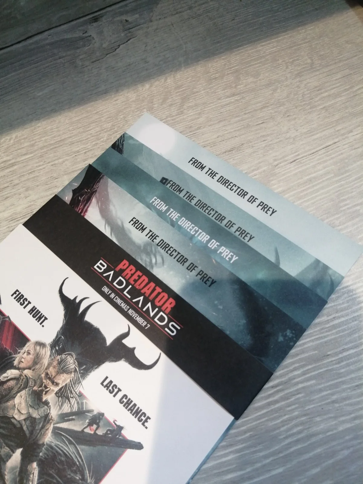 PREDATOR BADLANDS PROMO POSTCARD SET OF 5 MOVIE POSTERS A5 CARD BRAND NEW SEALED, изображение 2