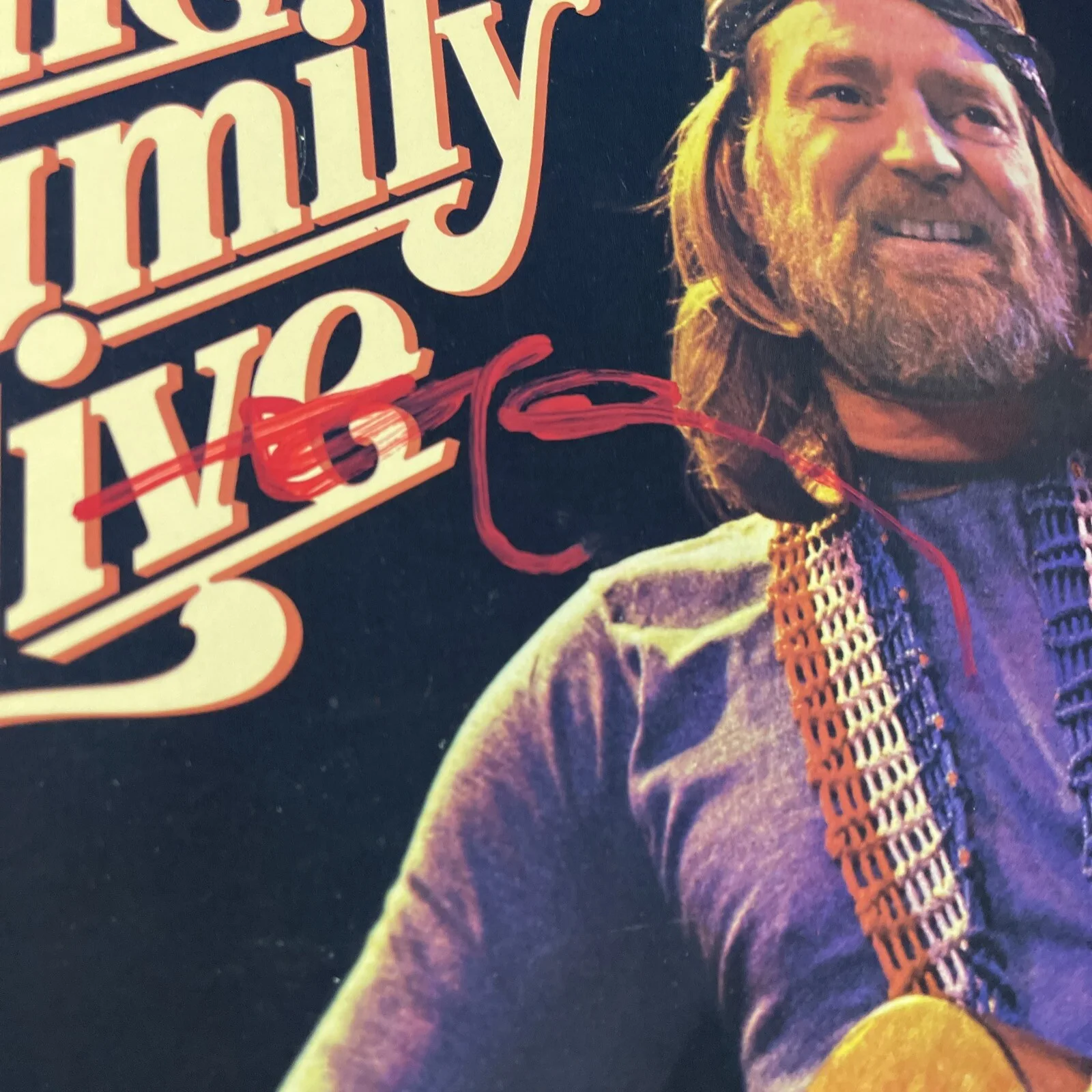 WILLIE NELSON Record LP. Signed Autograph WILLIE AND THE FAMILY COA Rock MT, image 2