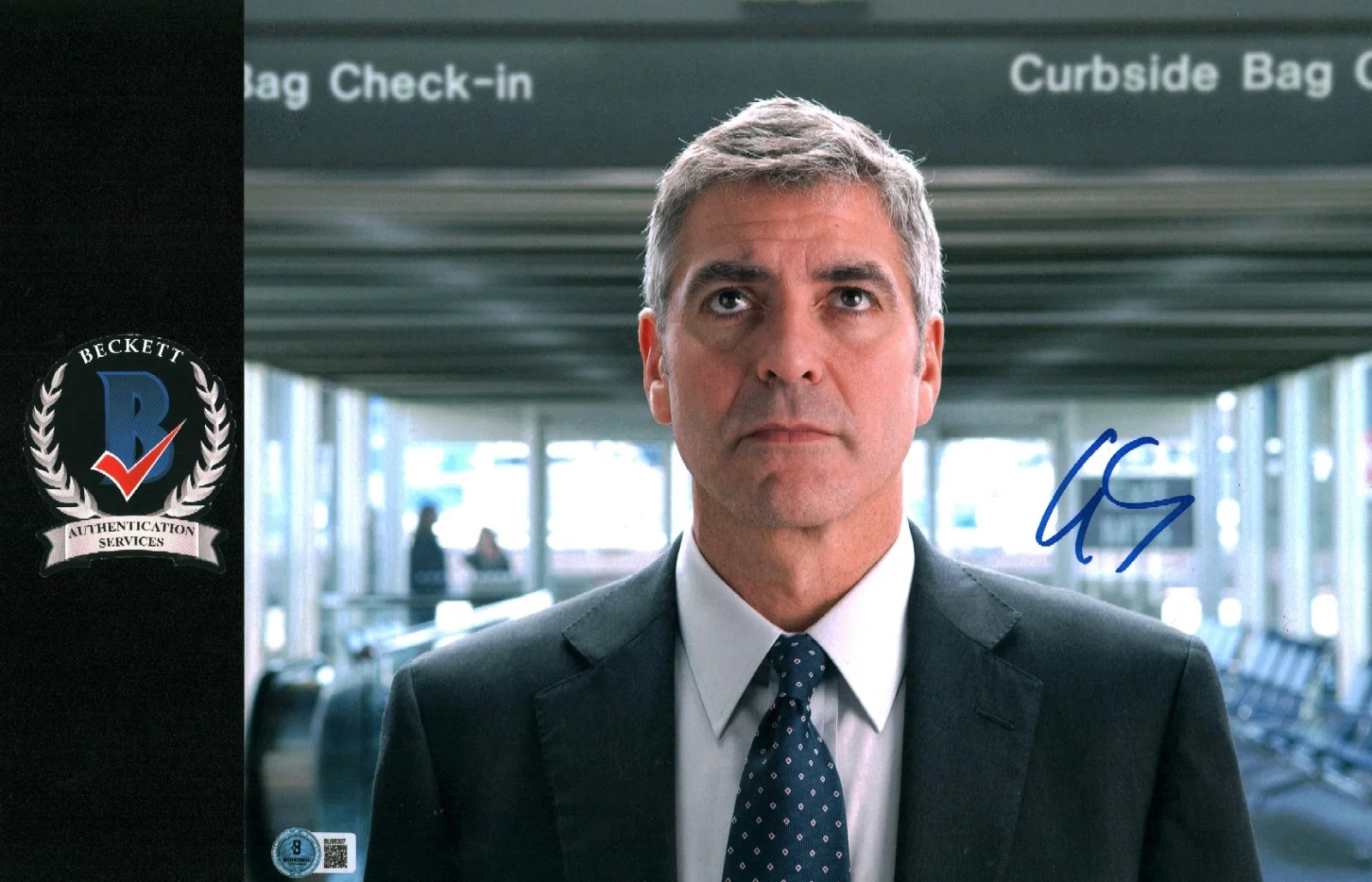 George Clooney — George Clooney Signed Autographed Up In The Air 11x14 Photo BAS COA