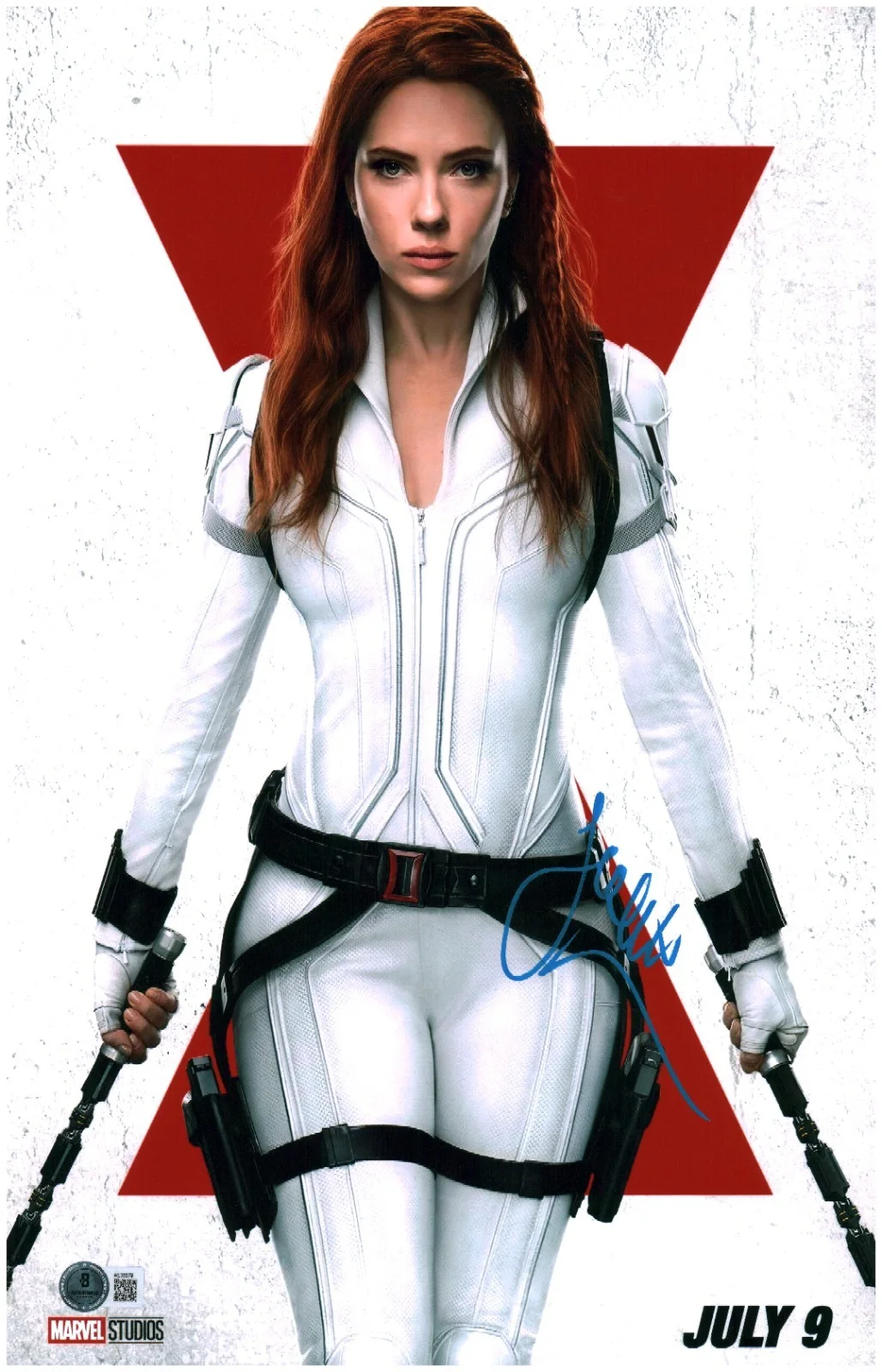 scarlett johansson — Scarlett Johansson Signed Black Widow Marvel Avengers 11x17 Photo BAS LOA