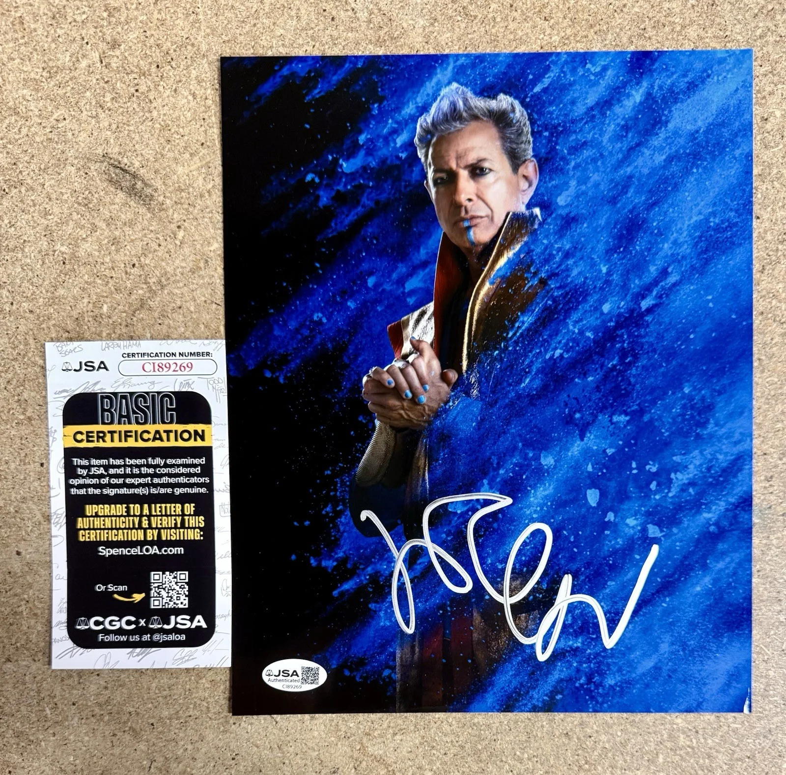Jeff Goldblum — Jeff Goldblum Signed 8x10 Photo Thor Ragnarok Grandmaster JSA COA Autographed