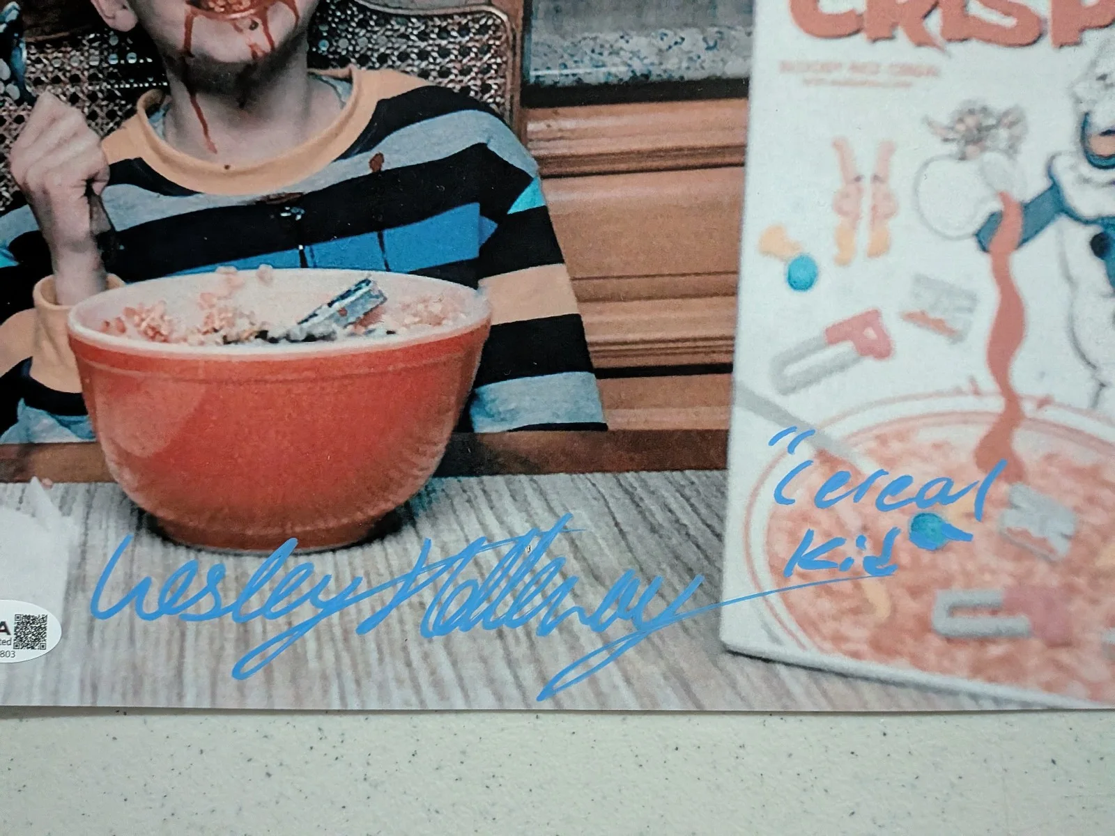 WESLEY HOLLOWAY Signed 8x10 Photo TERRIFIER 2 Damien Cereal Kid Auto JSA COA Ab, image 2