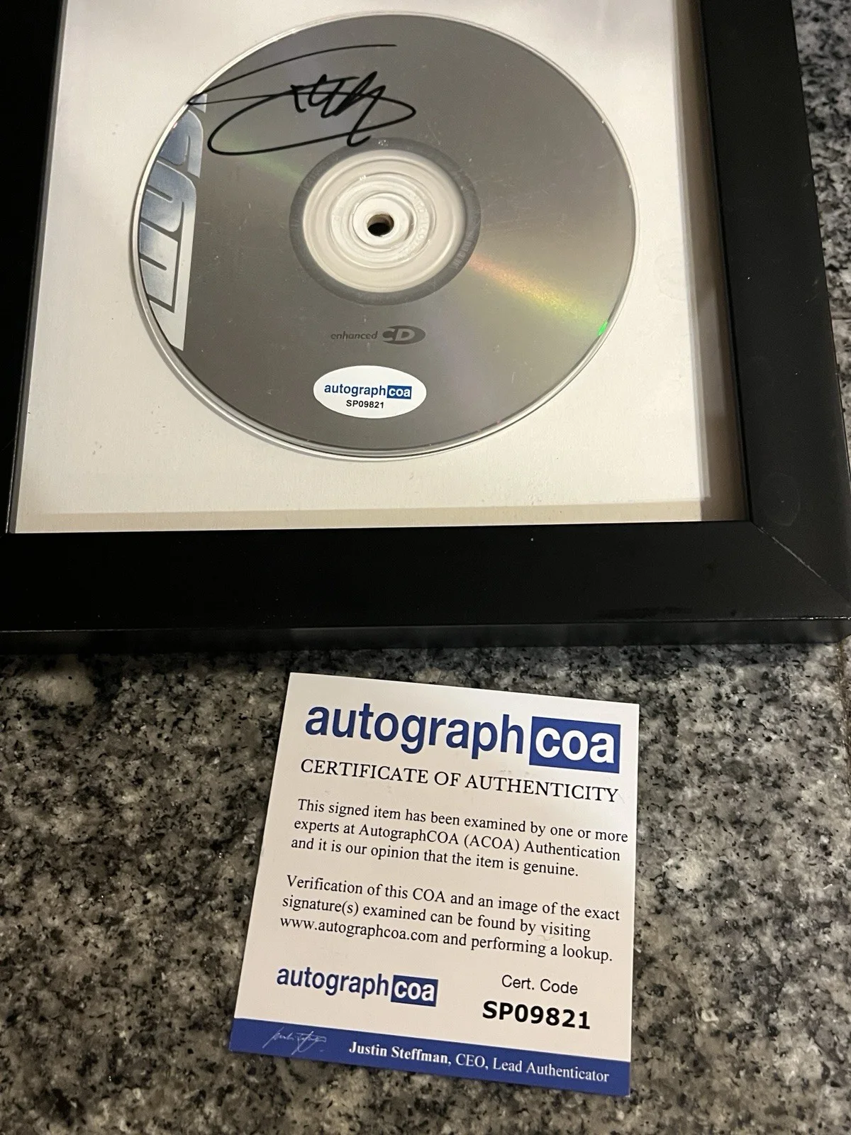 SHAGGY SIGNED LUCKY CD ALBUM AUTOGRAPH FRAMED DISPLAY ACOA CERT ANGEL, изображение 2