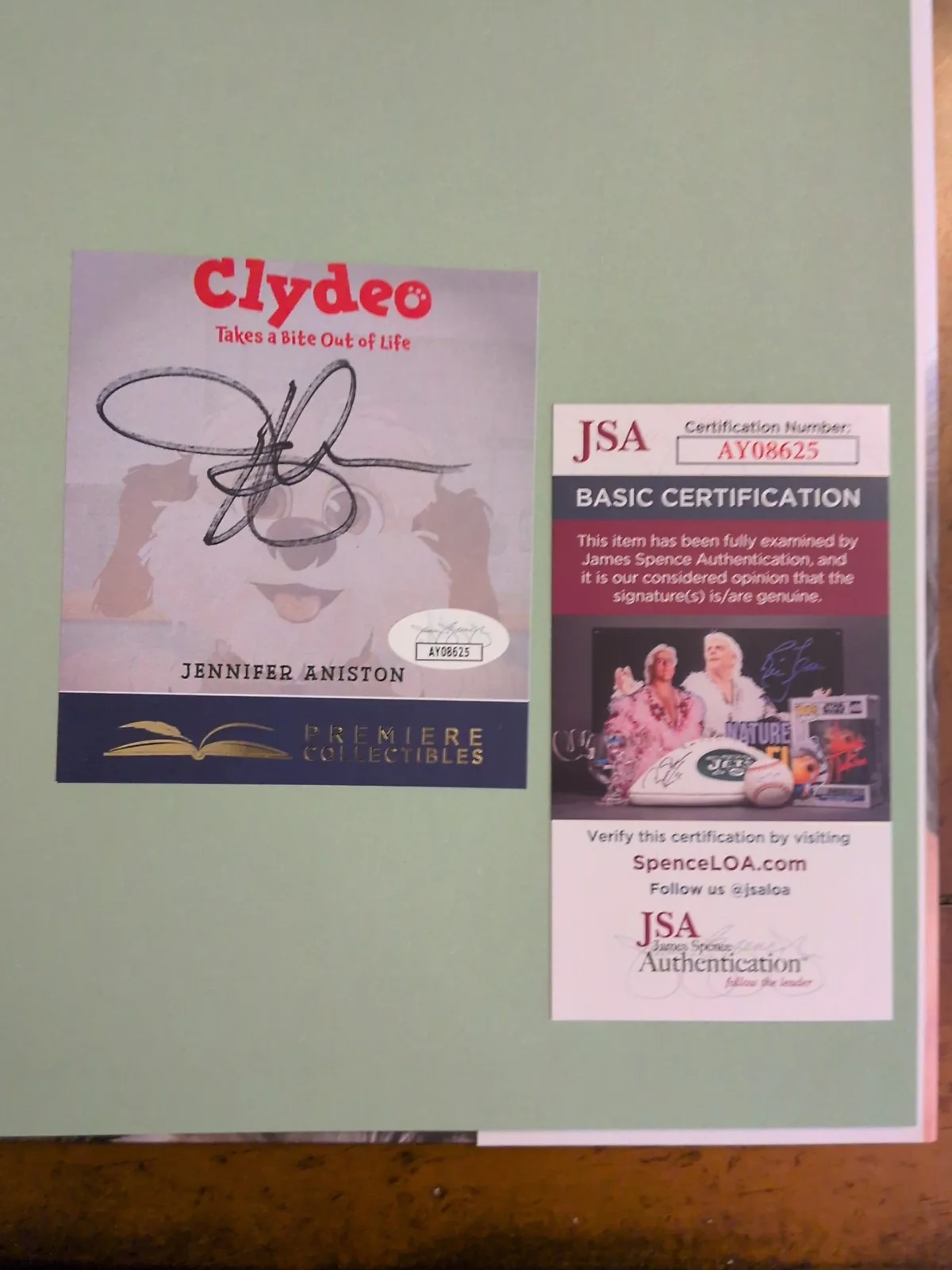 JENNIFER ANISTON SIGNED BOOK AUTOGRAPH JSA FRIENDS CLYDEO RACHEL GREEN, изображение 2