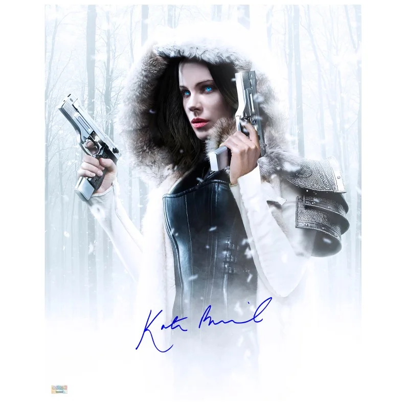 Kate Beckinsale — Kate Beckinsale Autographed 2016 Underworld Blood Wars Selene 16x20 Photo
