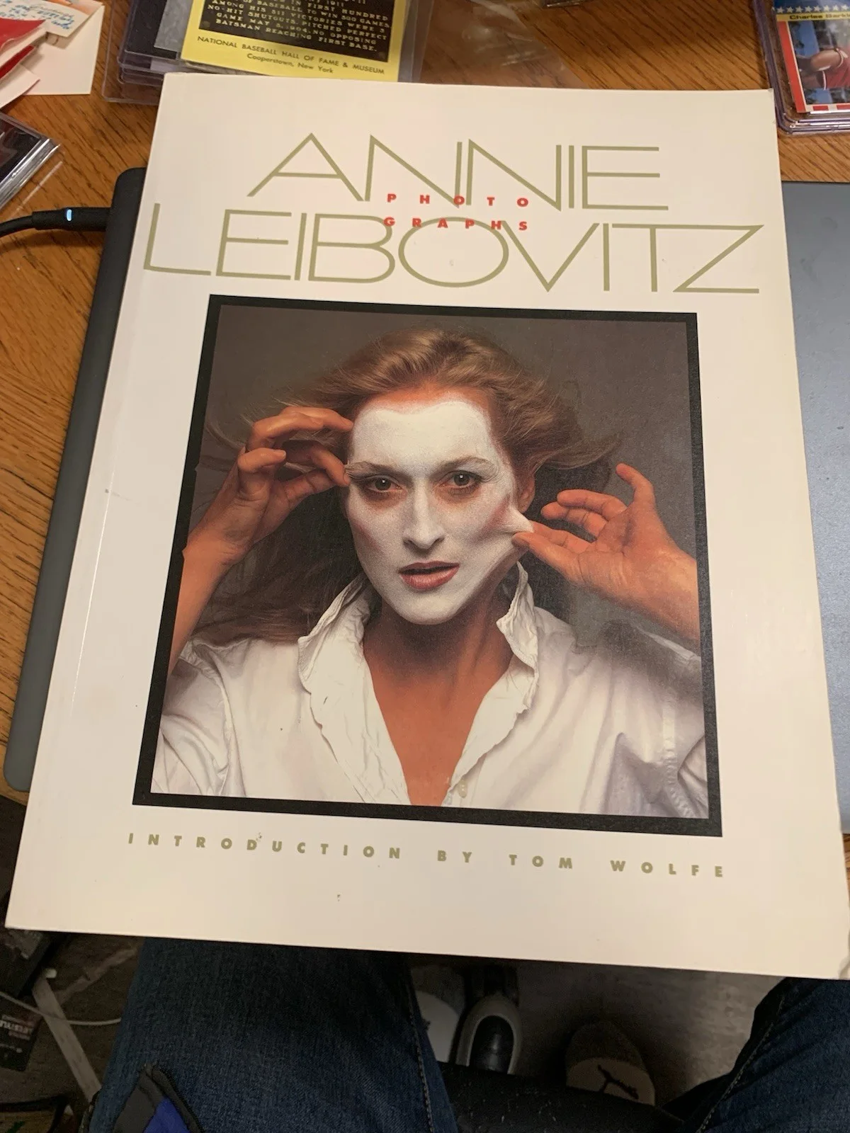 ANNIE LEIBOVITZ 1983 Photo Graphs SIGNED soft copy, image 2