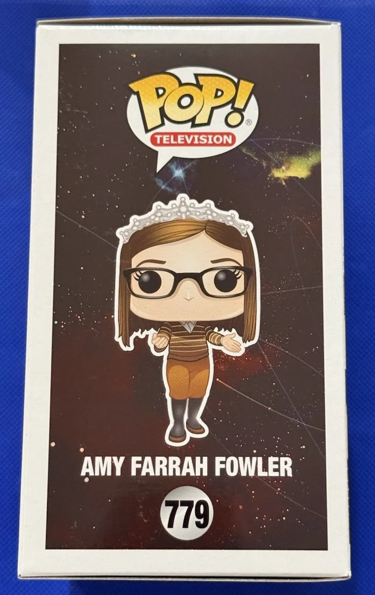 Mayim Bialik — MAYIM BIALIK SIGNED BIG BANG THEORY AMY FARRAH FOWLER FUNKO JSA COA, image 4