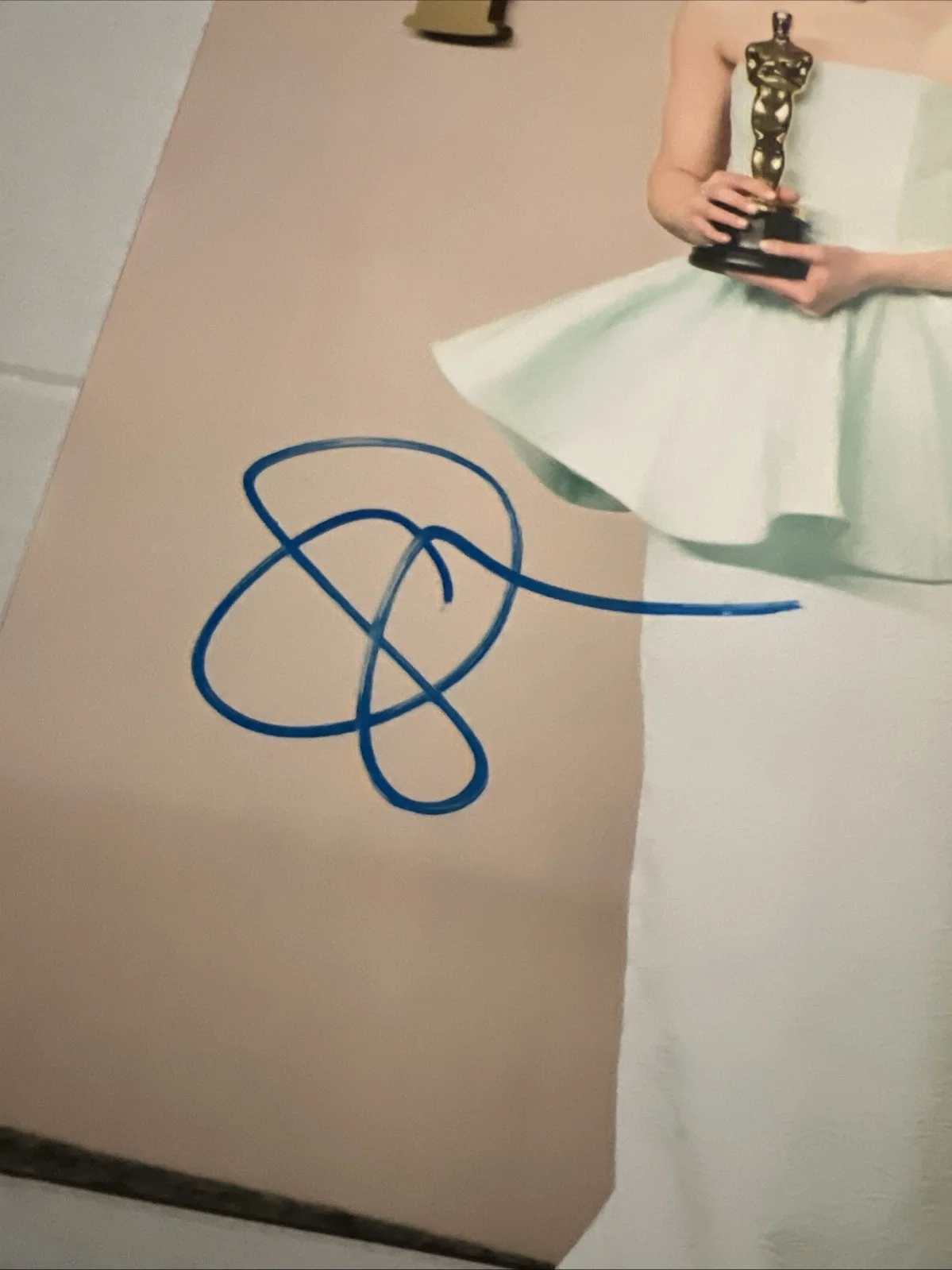 Emma Stone Signed 8x10 Photo Autographed, image 2
