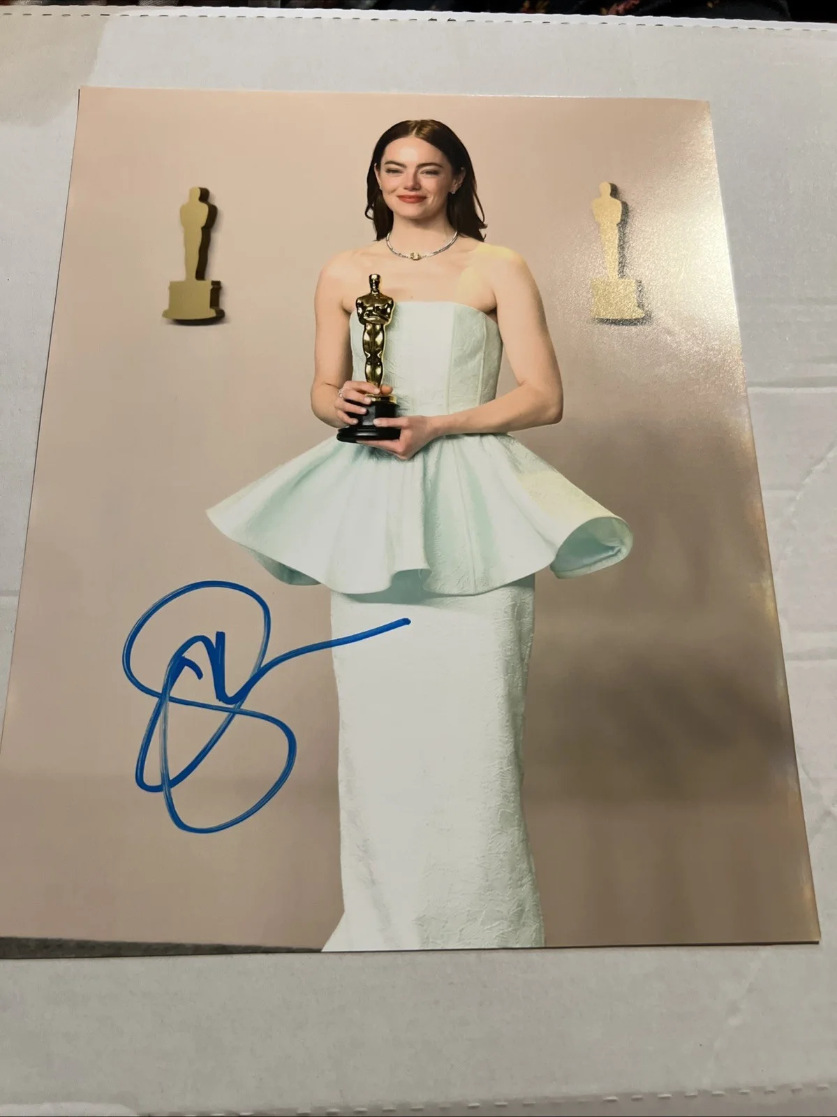 Emma Stone Signed 8x10 Photo Autographed, image 3