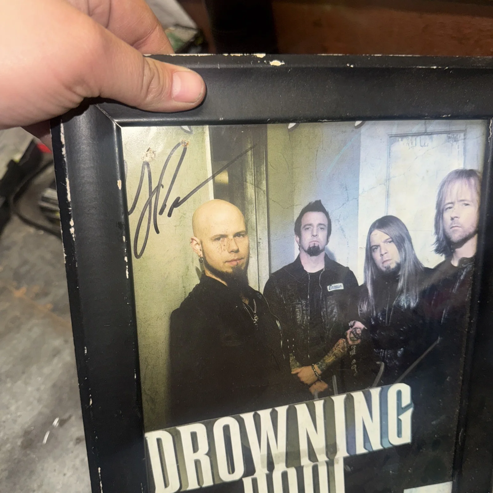 drowning pool autographed, изображение 2
