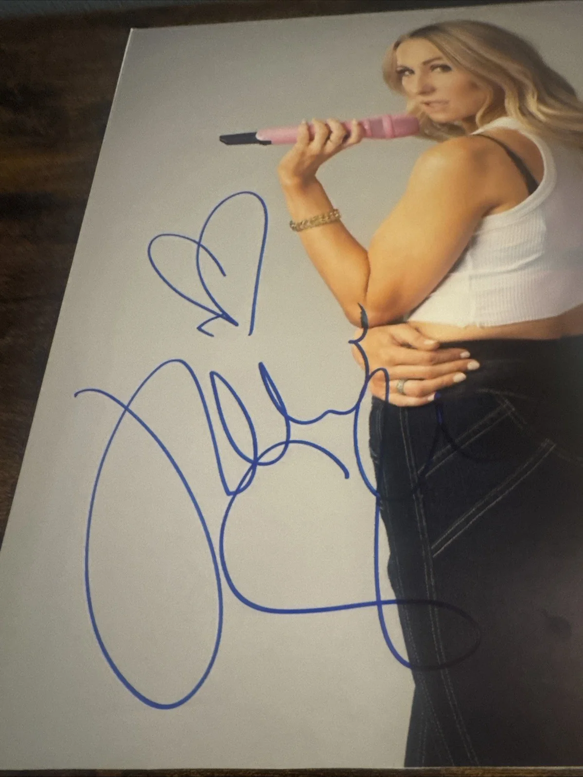 NIKKI GLASER SIGNED AUTOGRAPHED 11x14 PHOTO ROAST COMEDIAN BECKETT BAS, изображение 3