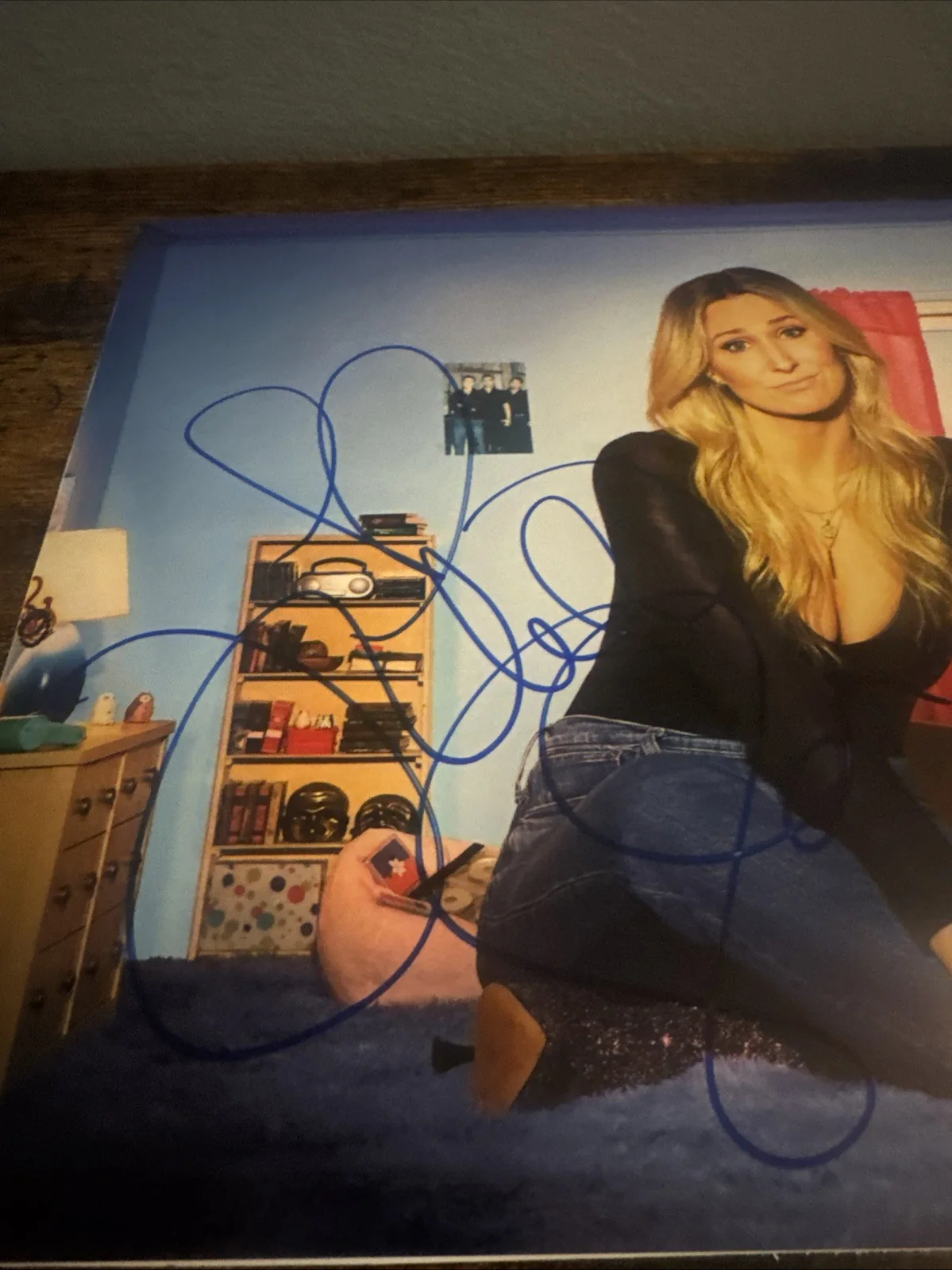 NIKKI GLASER SIGNED AUTOGRAPHED 11x14 PHOTO ROAST COMEDIAN BECKETT BAS, image 3
