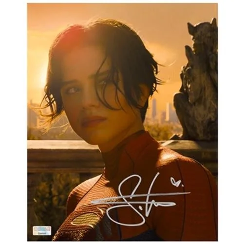 Sasha Calle — Sasha Calle Autographed 2023 The Flash Supergirl Kara Zor-El 8×10 Photo