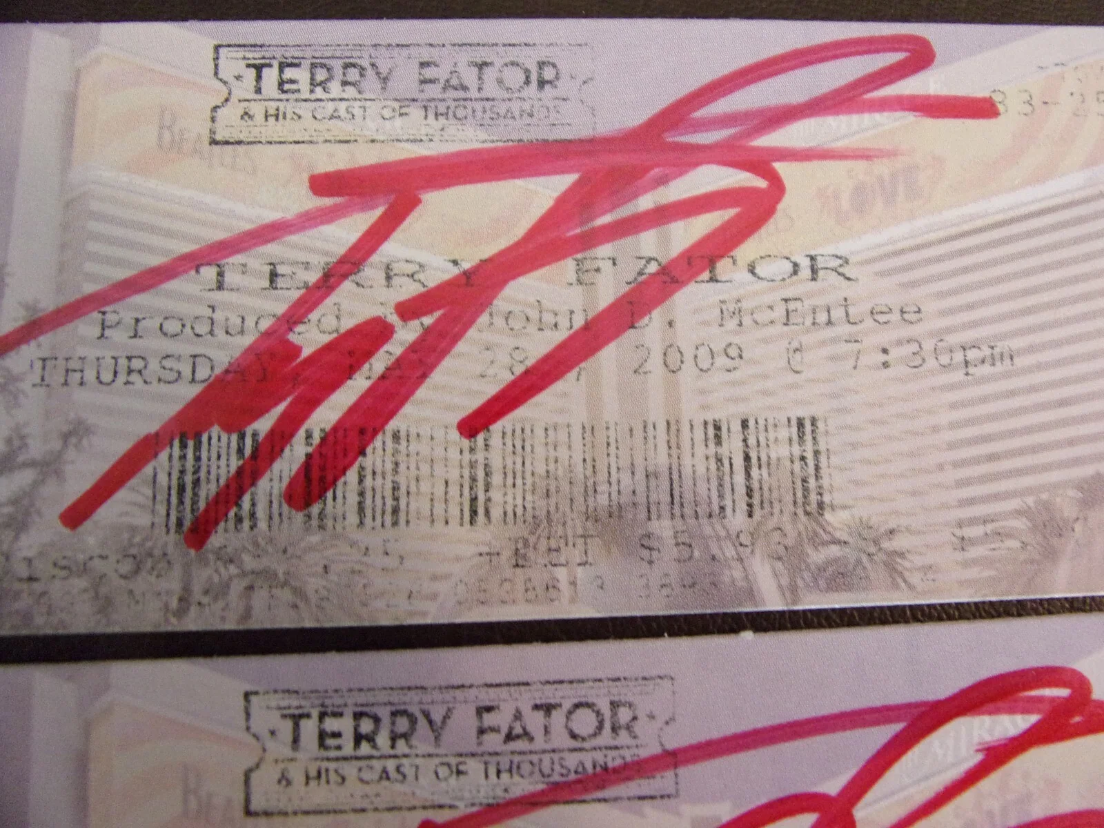 Terry Fator — Terry Fator Signed 8 x 10 Photo & Signed Ticket Stubs Mirage Las Vegas, изображение 4