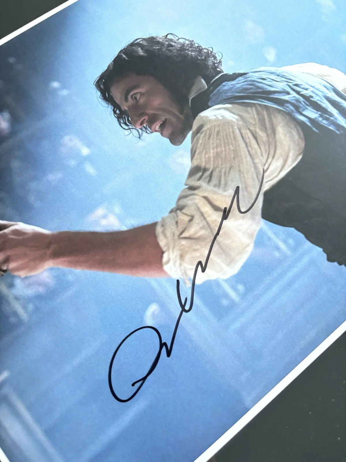 Oscar Isaac — Oscar Isaac Signed 8.5x11 Photo Frankenstein Authentic Autograph, image 5
